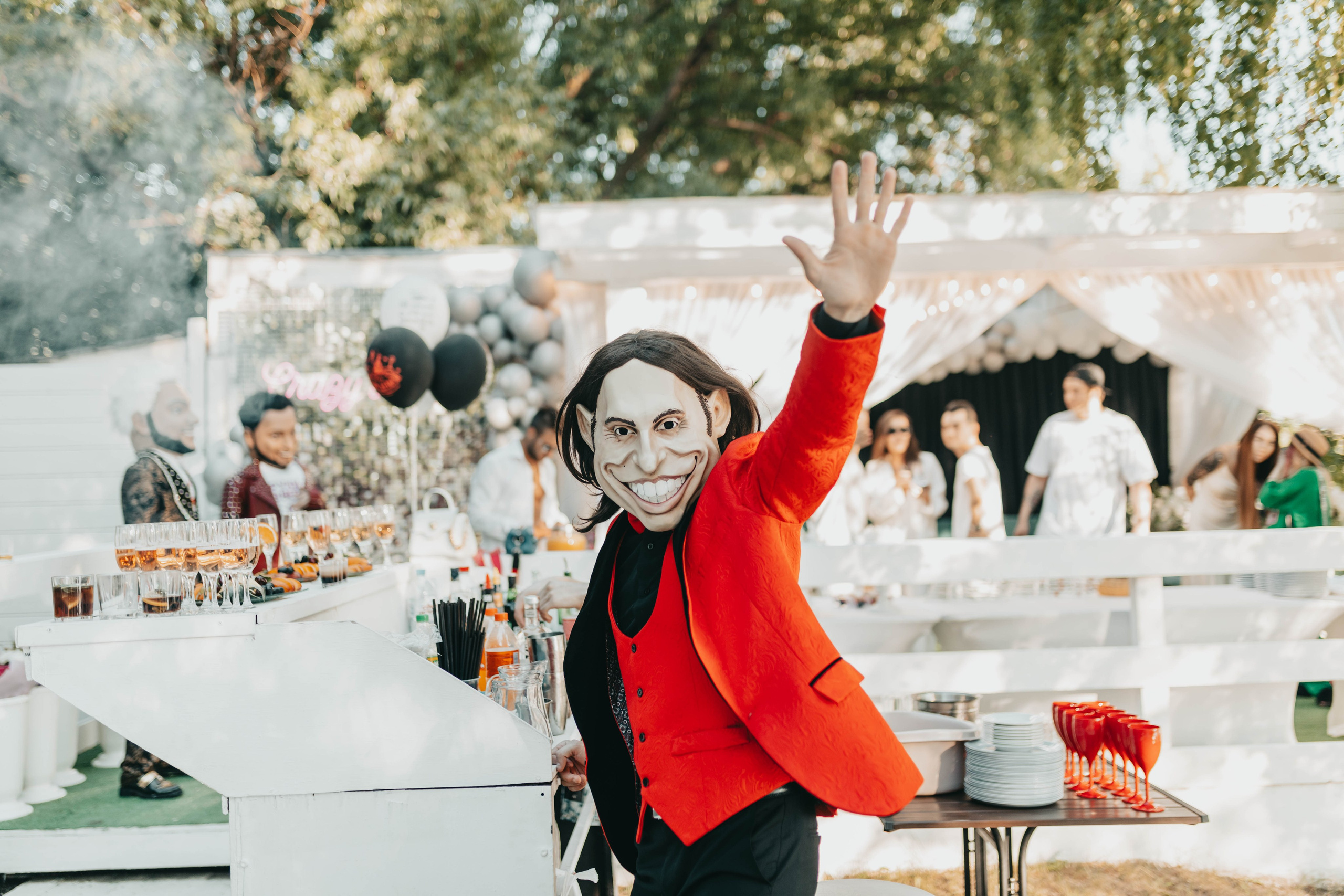 Саша 30 лет. Главная