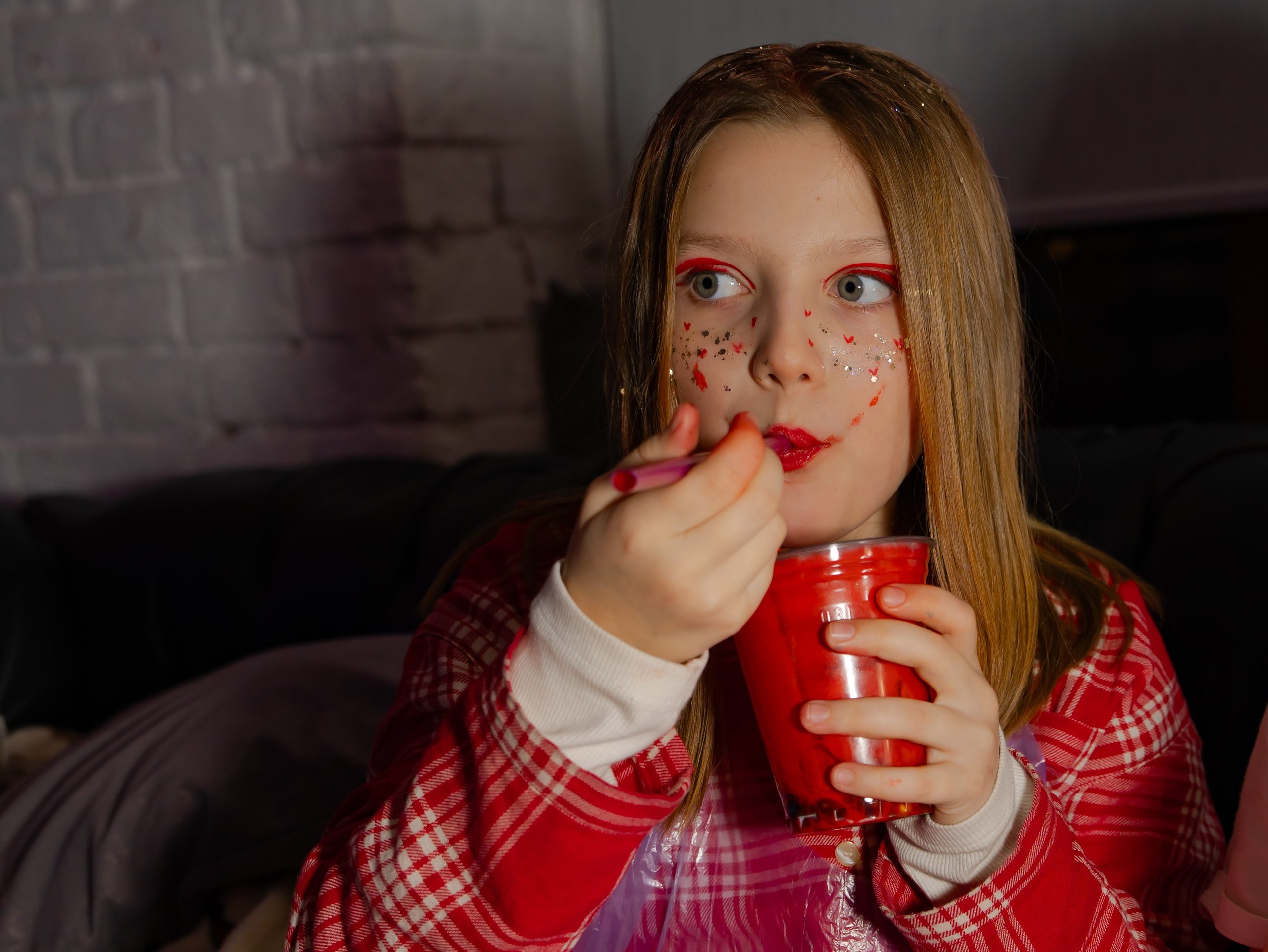 Битва подушками. Крамер Юлиана детский и семейный фотограф