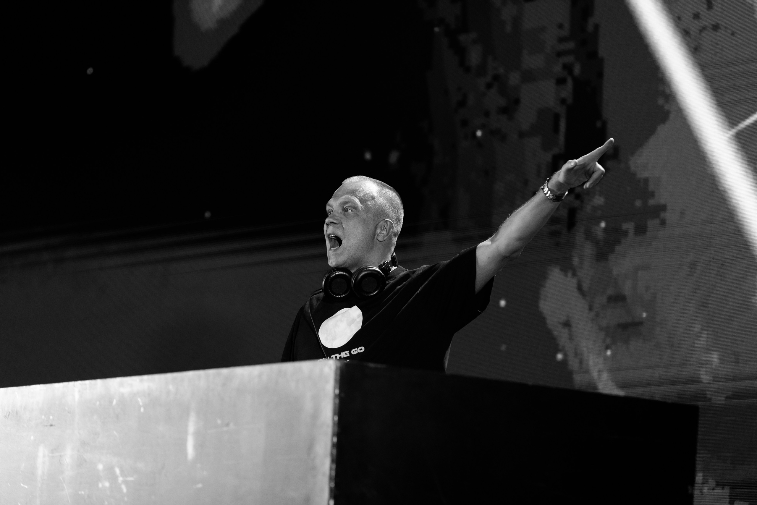 Руки Вверх Смоленск 28.05.2025. Свадебный и семейный фотограф в Москве и Московской области Оксана Шлыкова