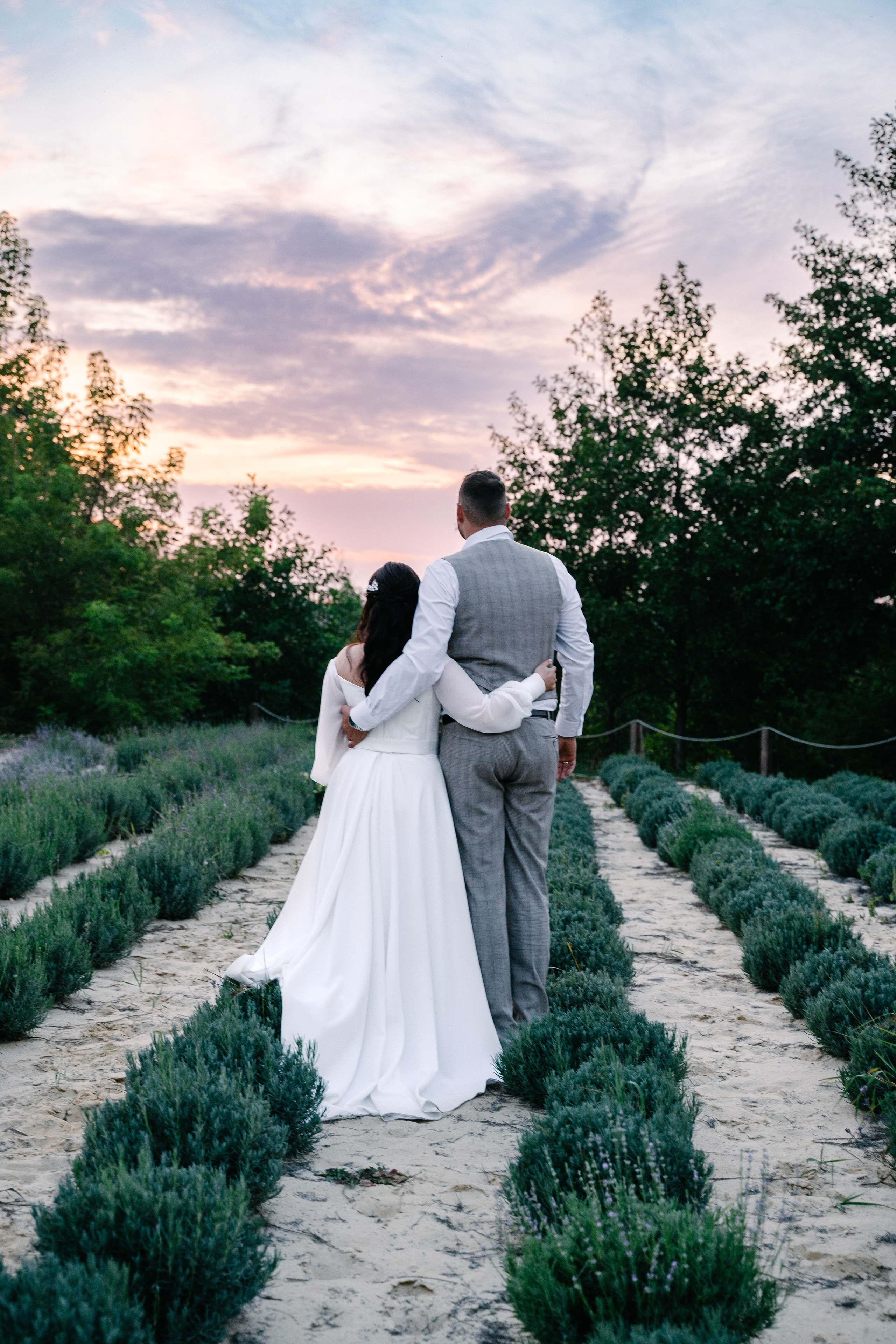 Свадебная фотосессия молодоженов теплой осенью. Свадебный и семейный фотограф из Воронежа|Москвы Бубнова Екатерина