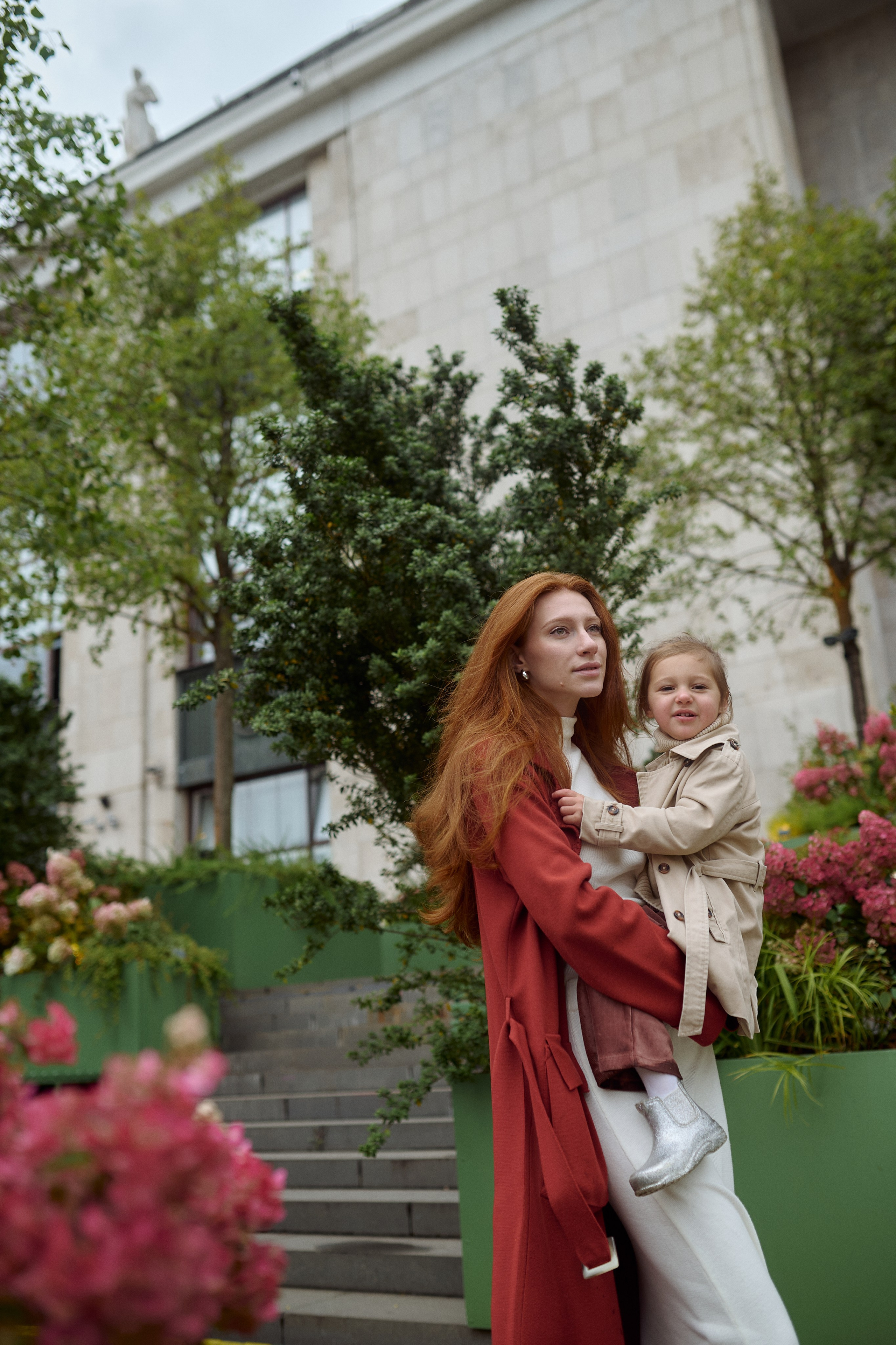 Рита и Кира. Прогулка по центру. Семейный и свадебный lifestyle-фотограф в Москве Мария Петрова