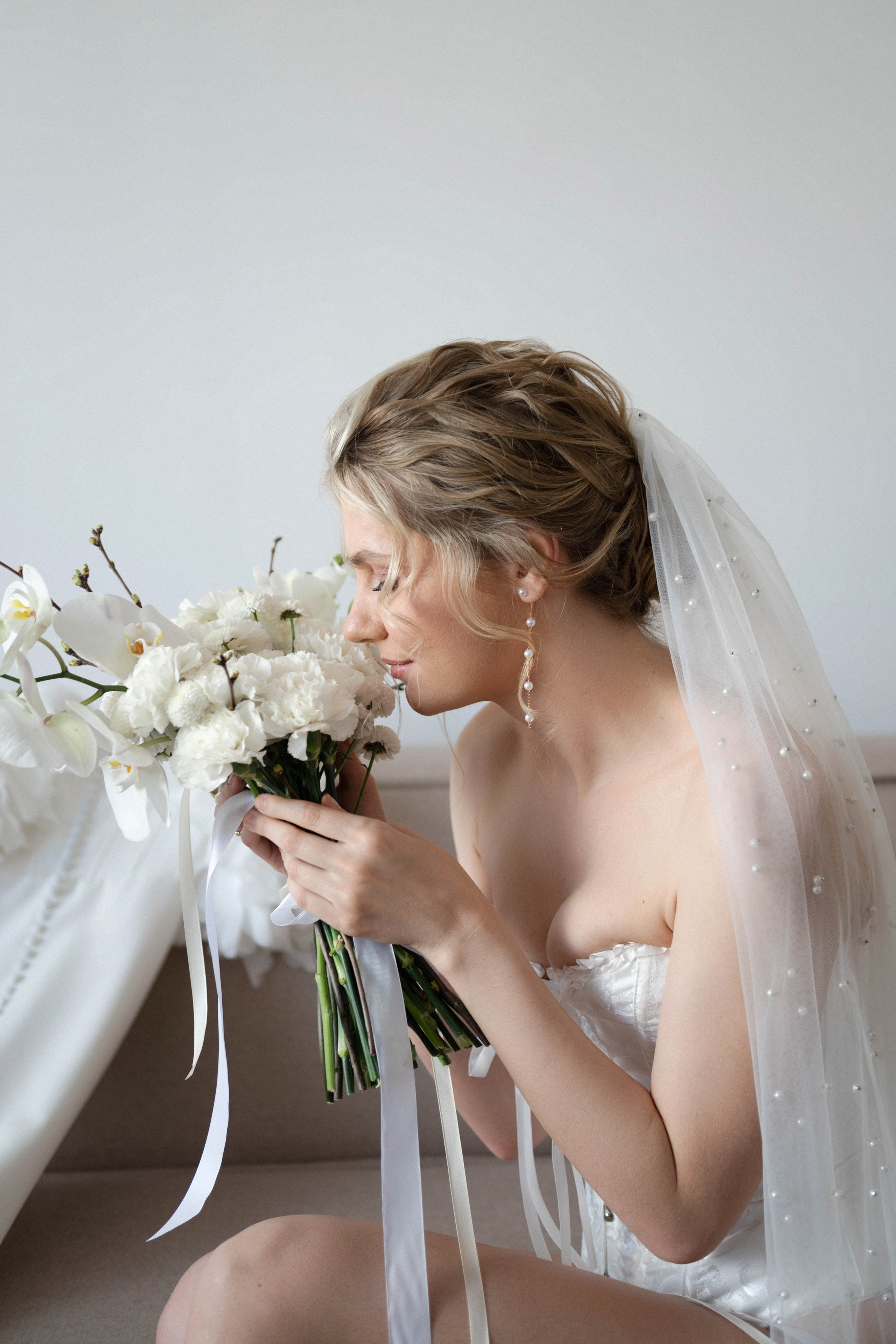 Утро невесты Александры. Свадебный фотограф в Москве Анастасия Колесникова