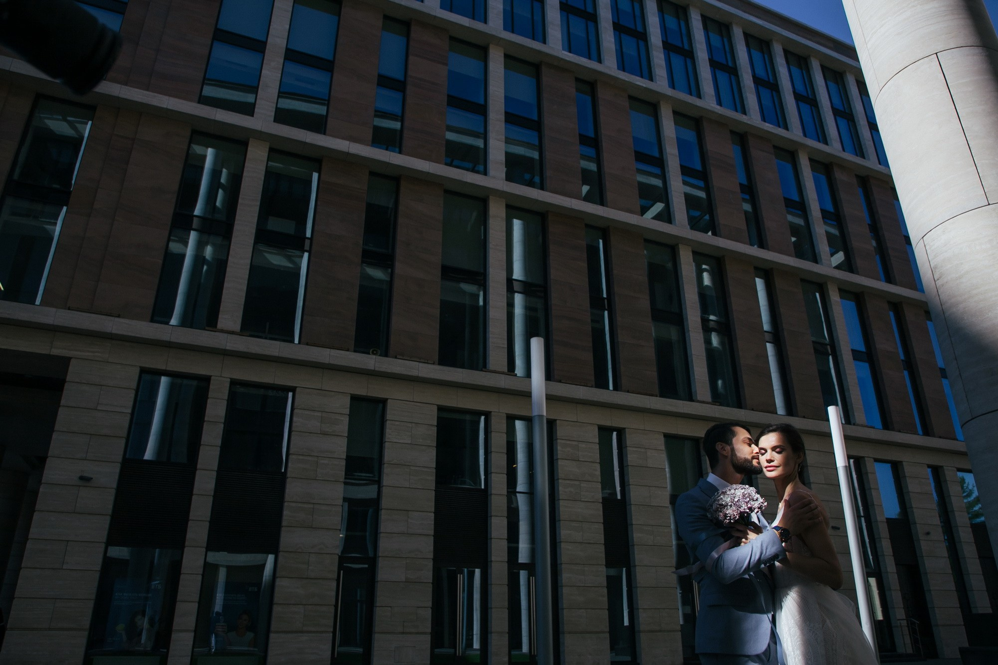 Ты мой космос, свадьба в СПБ. Фотограф крещение венчание в Петербурге! Помогает подобрать храм и посоветовал душевного батюшку в СПб