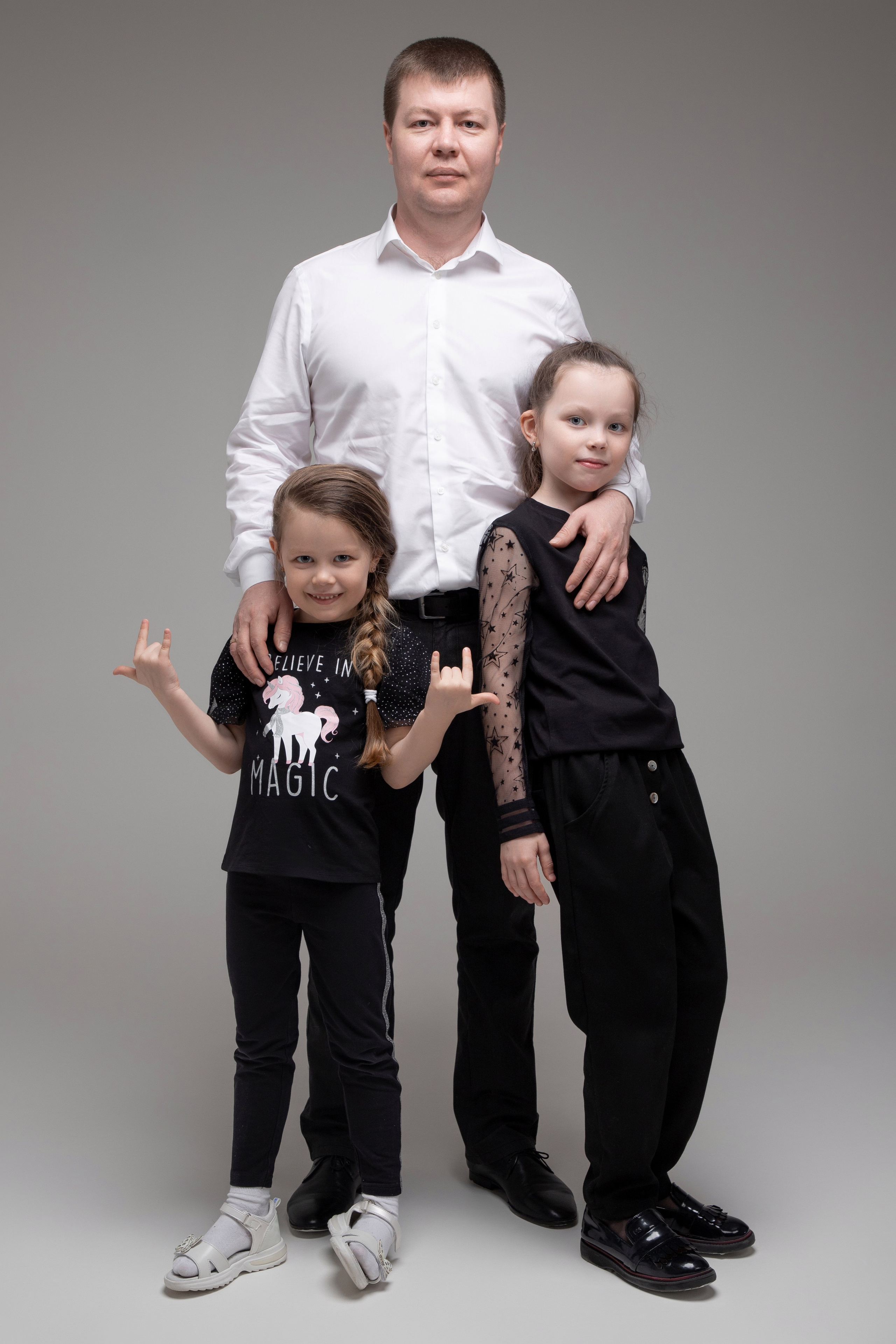 Алексей, Елена, Кристина и Арина. Фотограф Денис Лесковский (Тюмень)