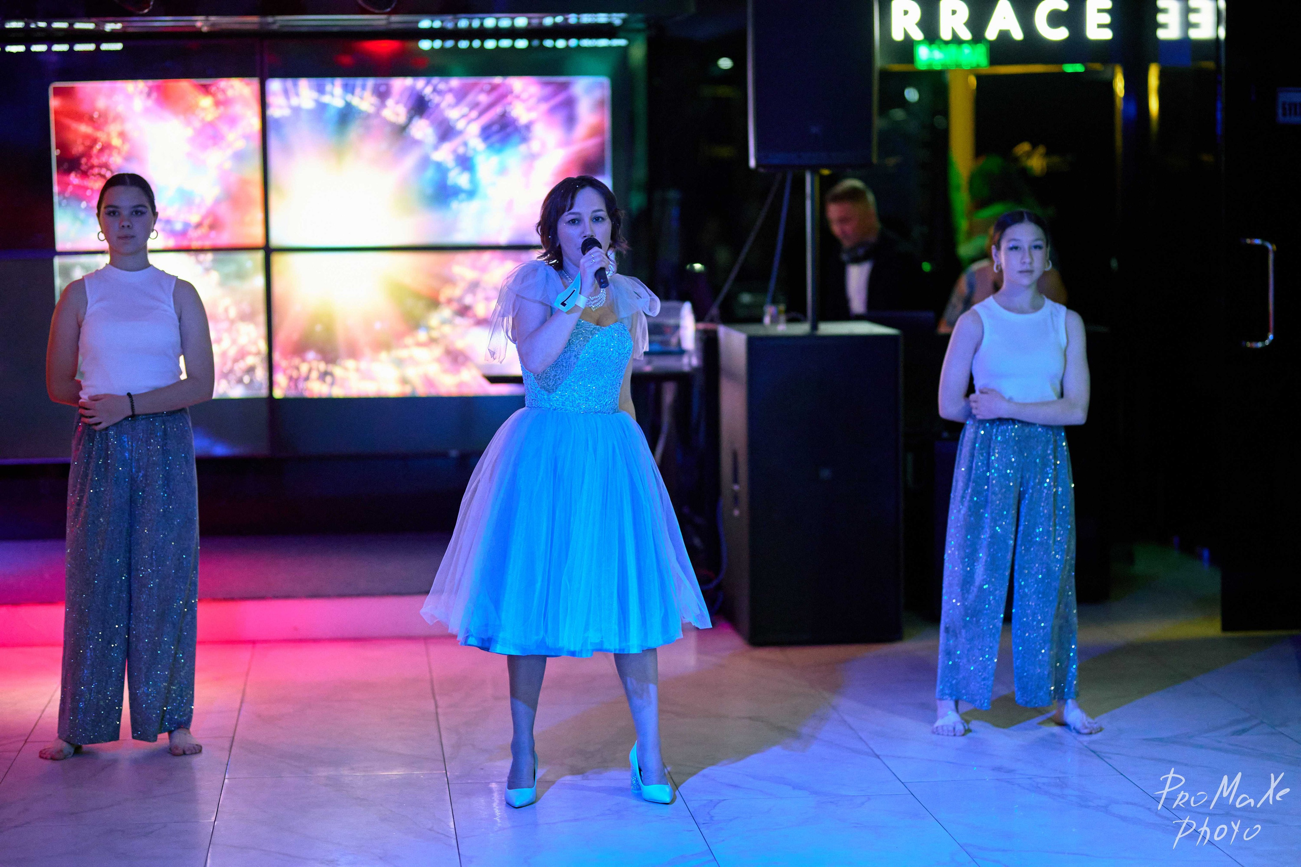 Зал КРАСА МАСС-МЕДИА ЧУВАШИИ. Владимир Суздалов (ProMaXe) — Портретный фотограф, тематические фотосессии в Чебоксарах