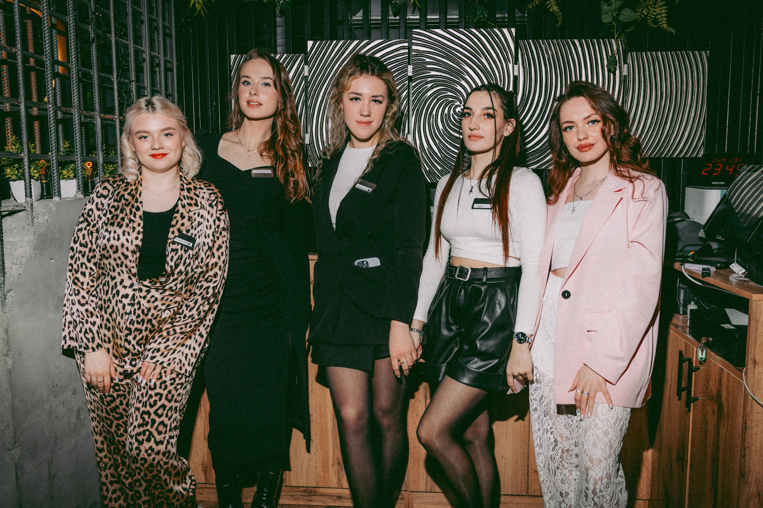 SEVEN bar — New Year