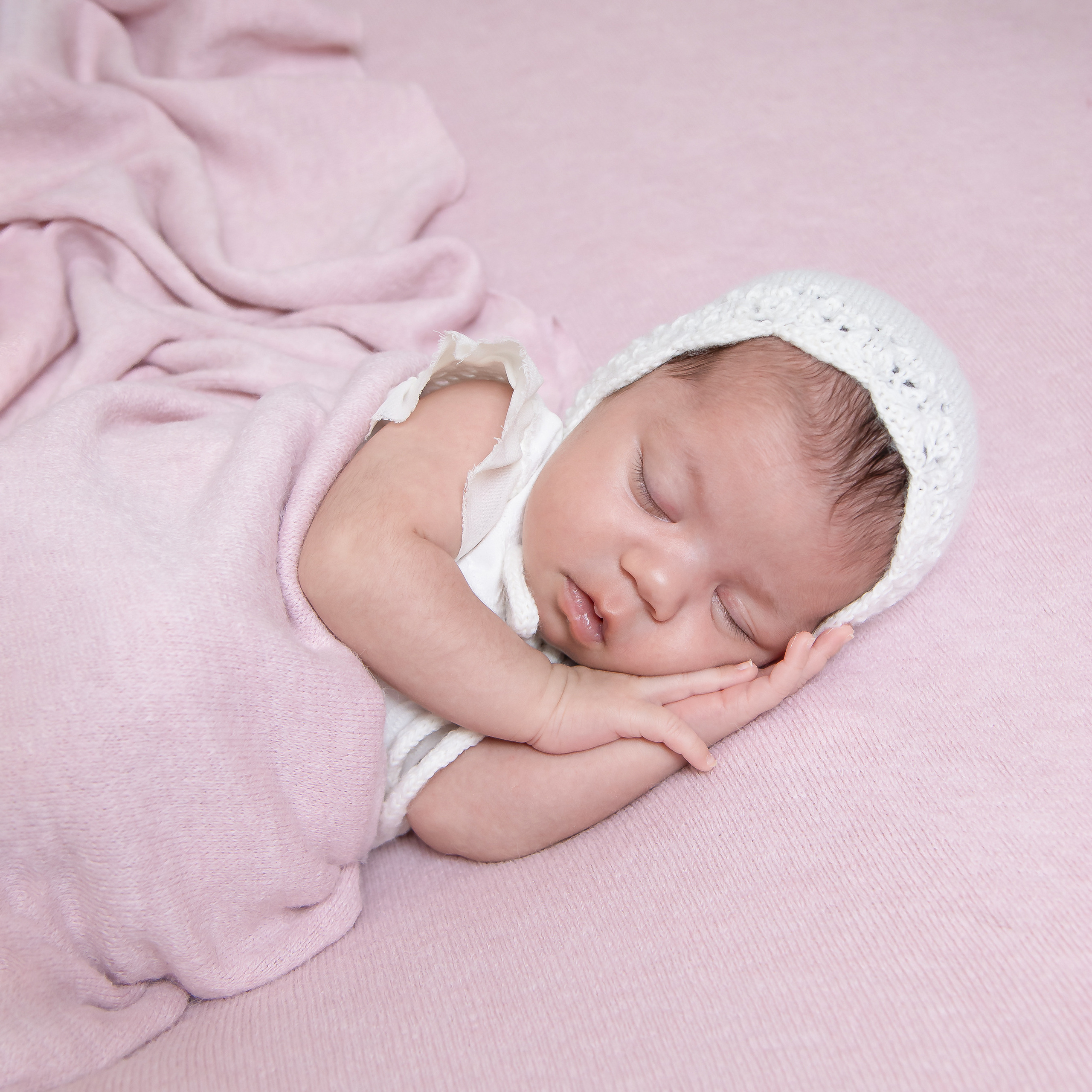 Амира 2 недели. Семейный и детский фотограф в Комсомольске-на-Амуре Елена Калькаева