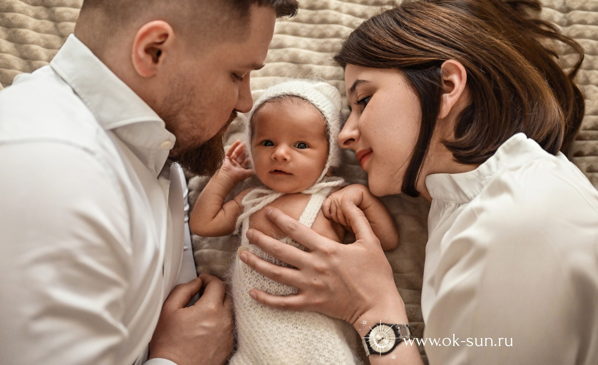 Фотосессия с новорожденным ребенком в студии