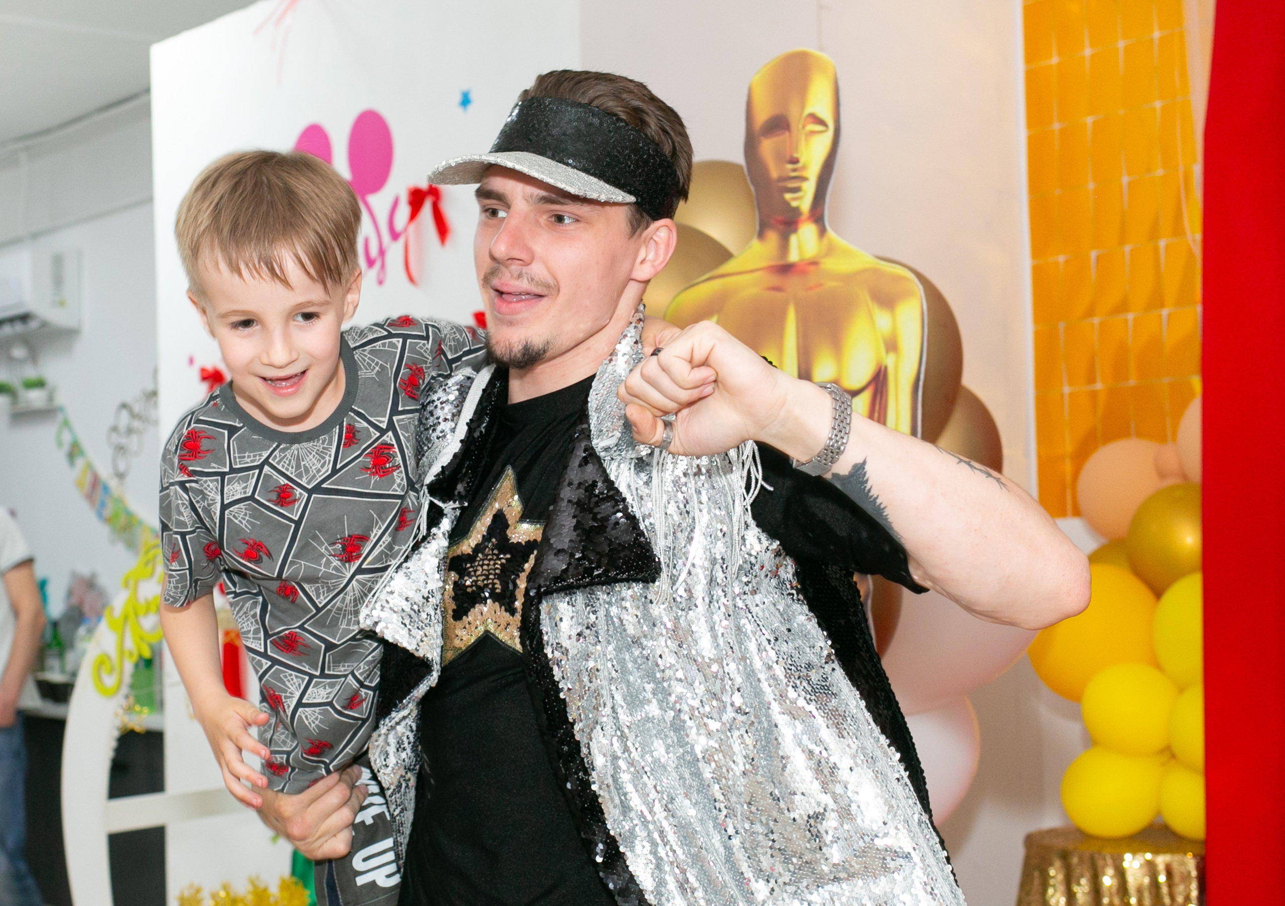 Выпускные и Утренники. Фотограф новорожденных и семейный фотограф НСО г. Бердск Марина Львова