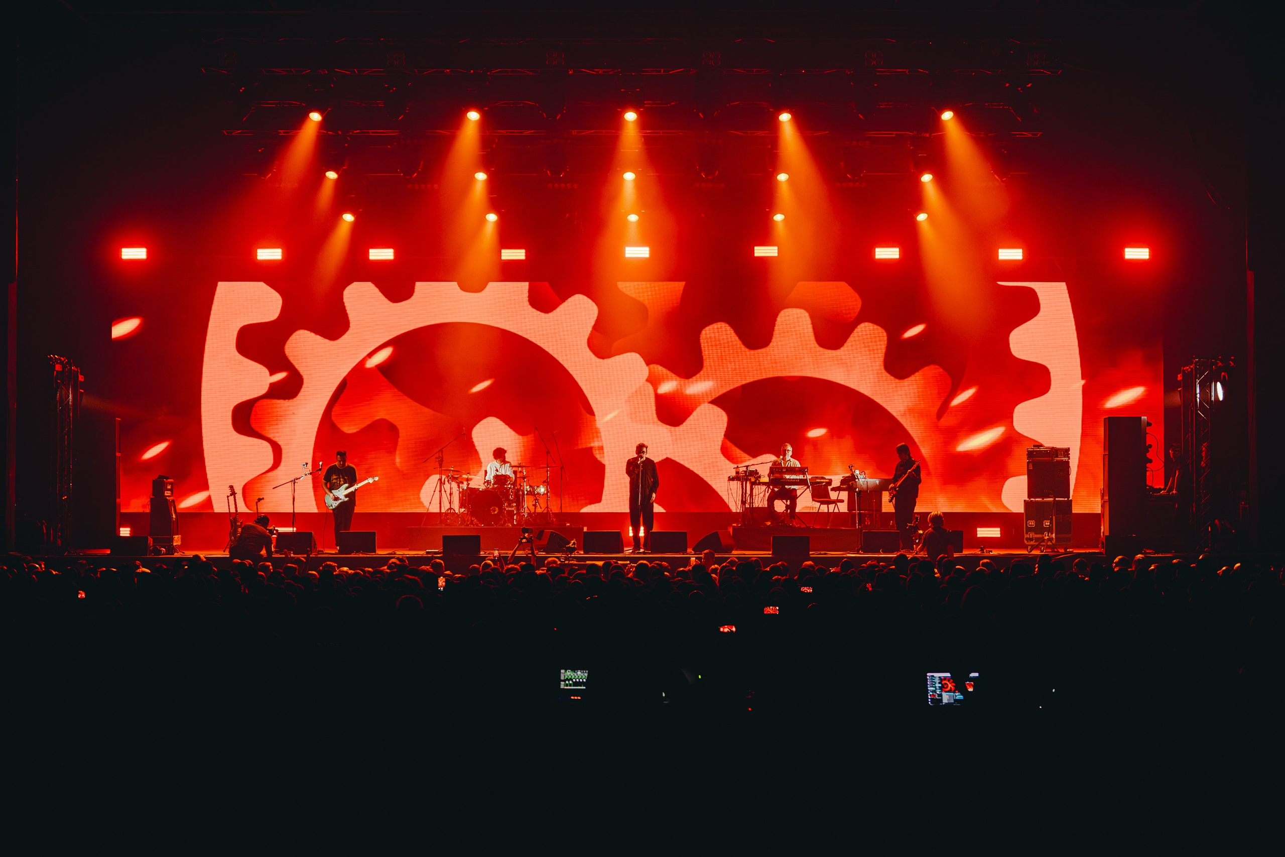 Танцы Минус. Магия музыки в кадре: Концертная Фотография