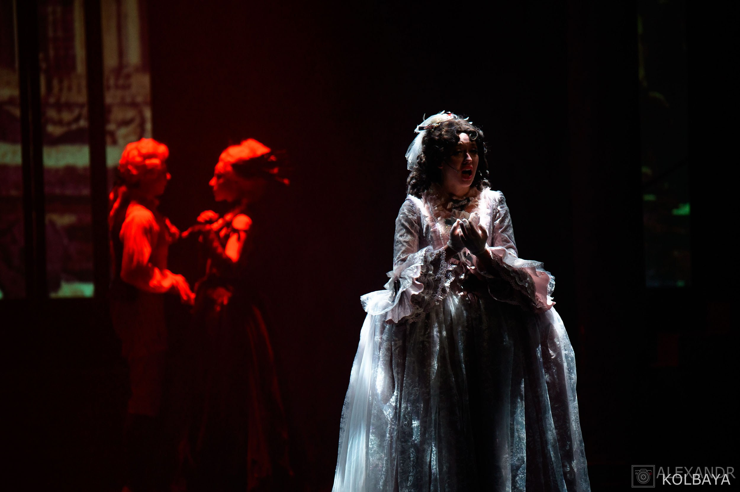 Опасные связи. Концертный и театральный репортажный фотограф в Москве Александр Колбая