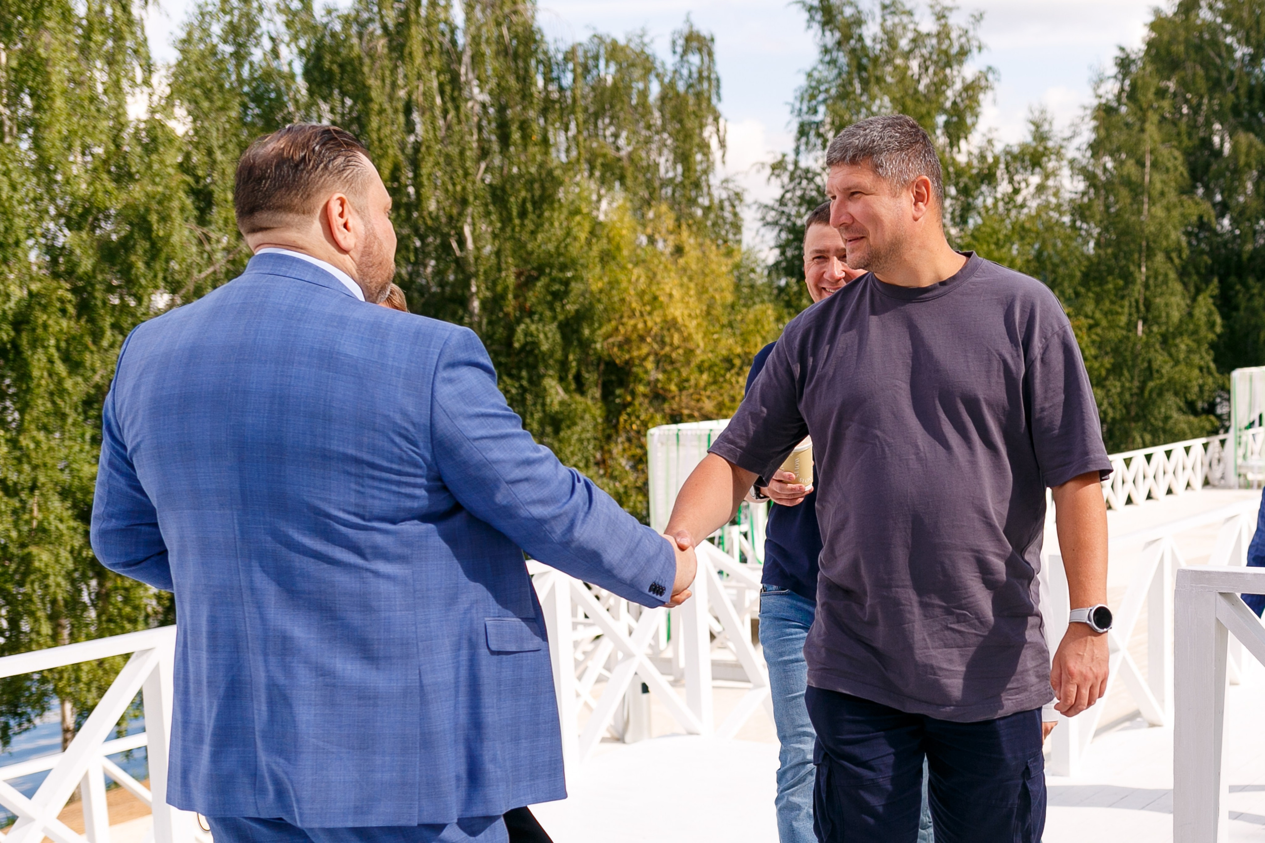 Выездной коучинг на берегу Строгинской поймы. Репортажный фотограф Борис Геер