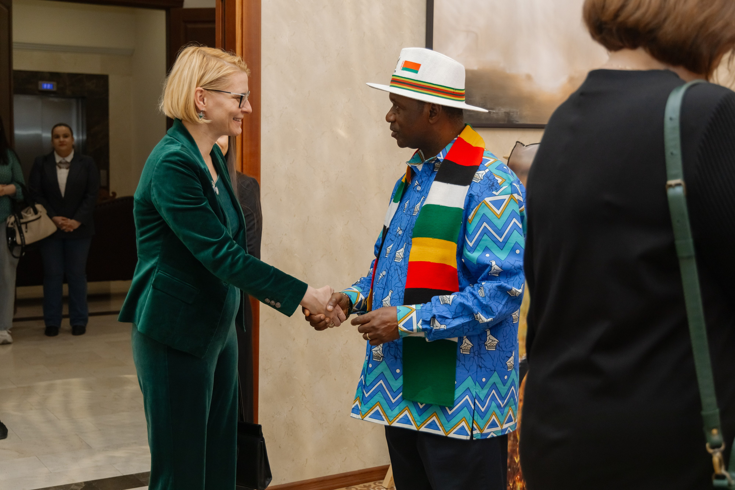 Фотосъемка делегации Посольства Зимбабве в Минске. Свадебный фотограф в Минске/Беларуси Сергей Спиридонов