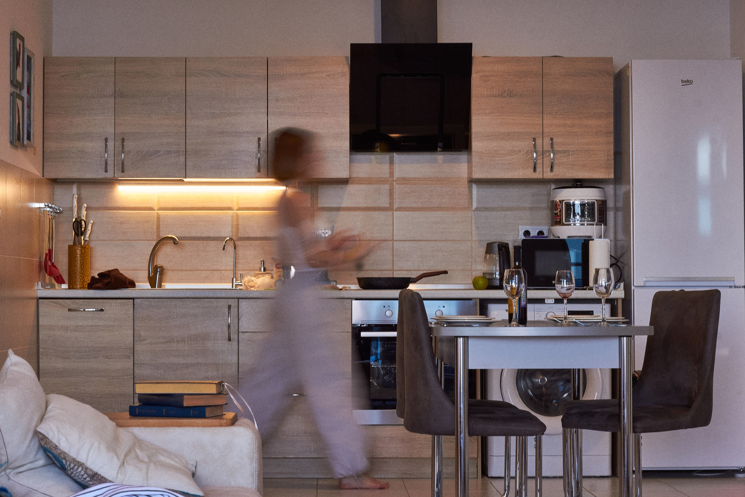 Интерьерная съёмка. Живые фото в Крыму | Фотограф Роман Скрипкин | Искренние фотографии без поз и суеты