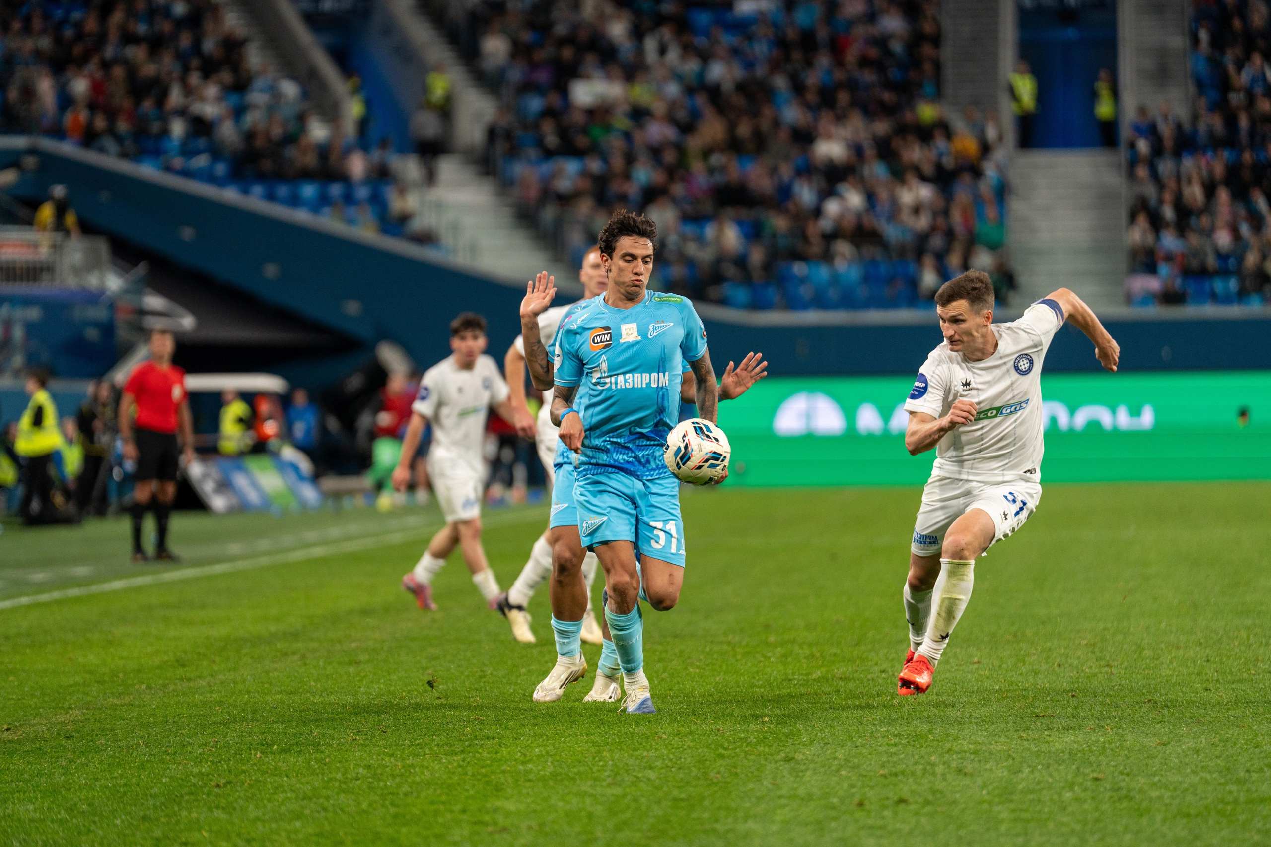 Игровой момент Зенита и Оренбурга на Газпром Арене, спортивный фотограф Санкт-Петербург