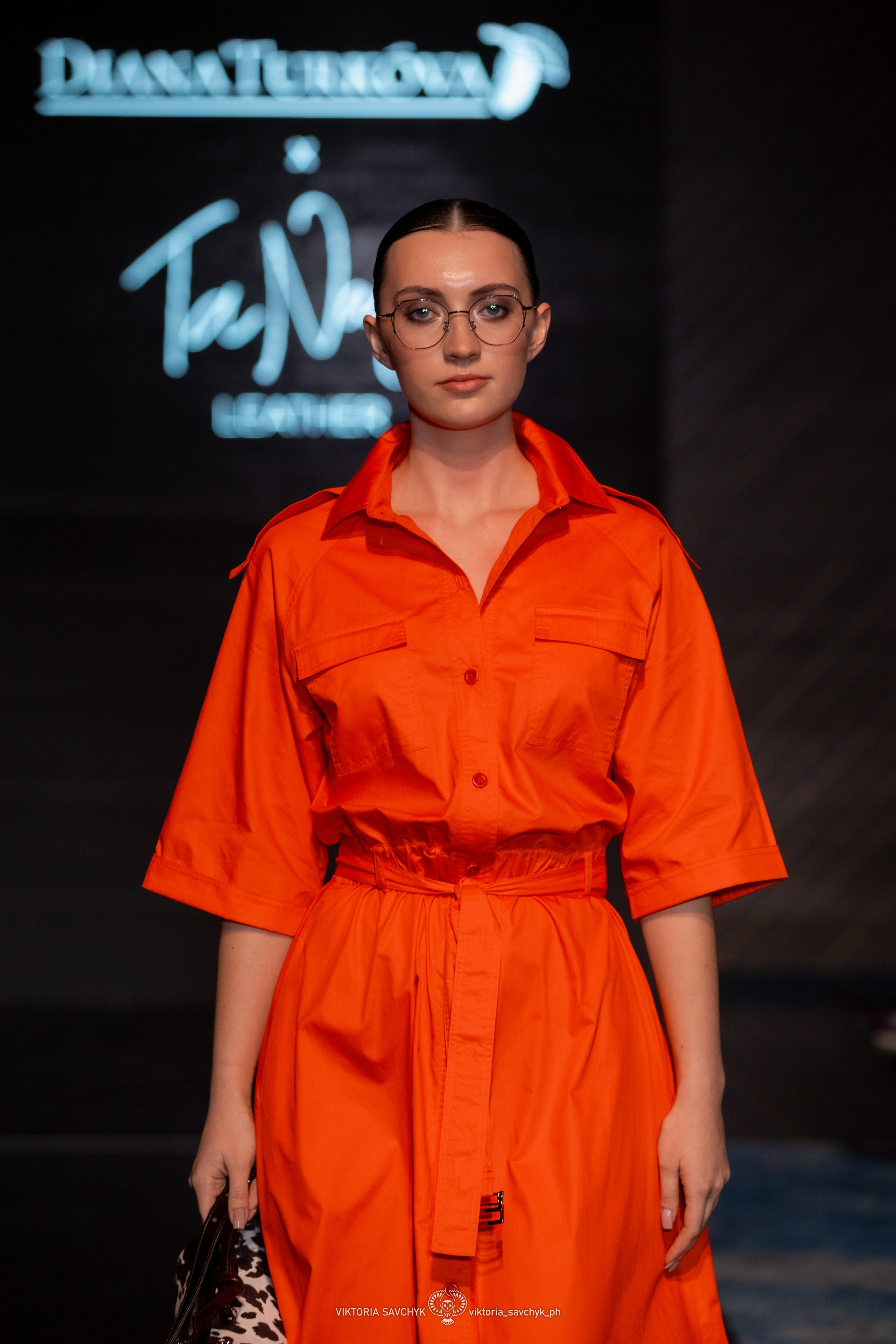 Подиум Rostov Fashion Show 2025. Осень-зима. Фотограф в Ростов-на-Дону Виктория Савчук