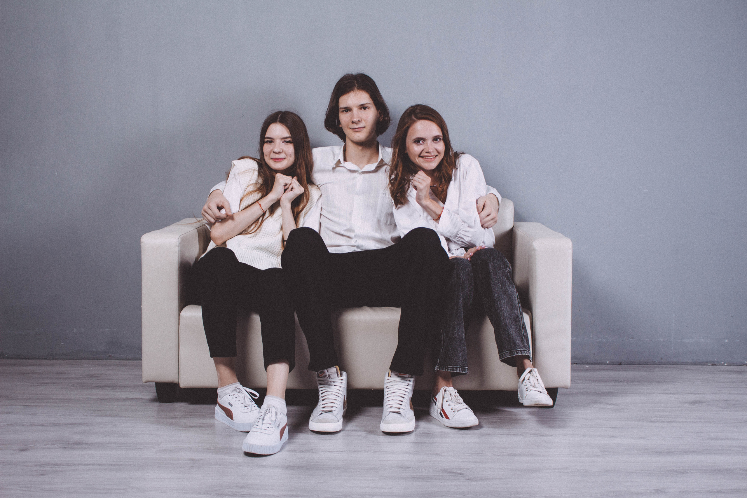 Семейная съёмка в студии. Фотограф Шагалов Михаил