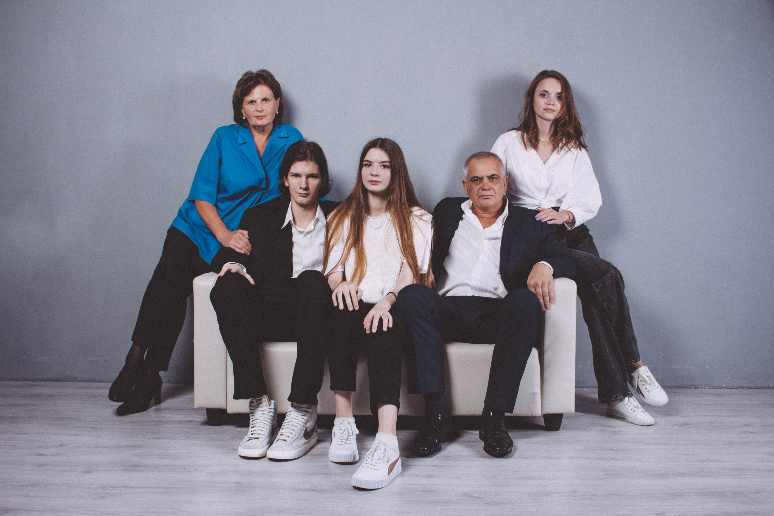 Семейная съёмка в студии. Фотограф Шагалов Михаил