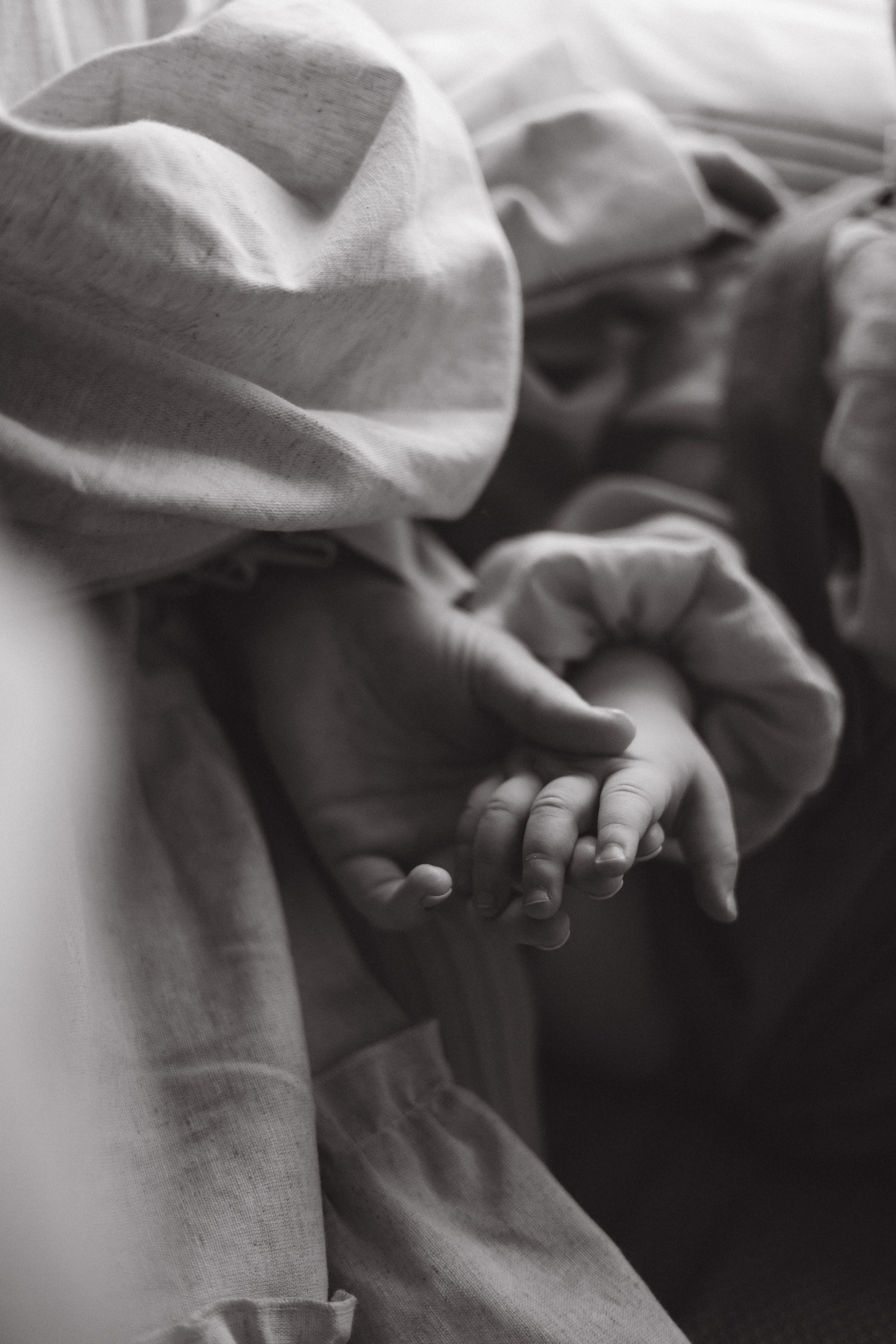 Валя и малышка Ева. Семейный, домашний, ньюборн фотограф Москва Цветкова Елизавета