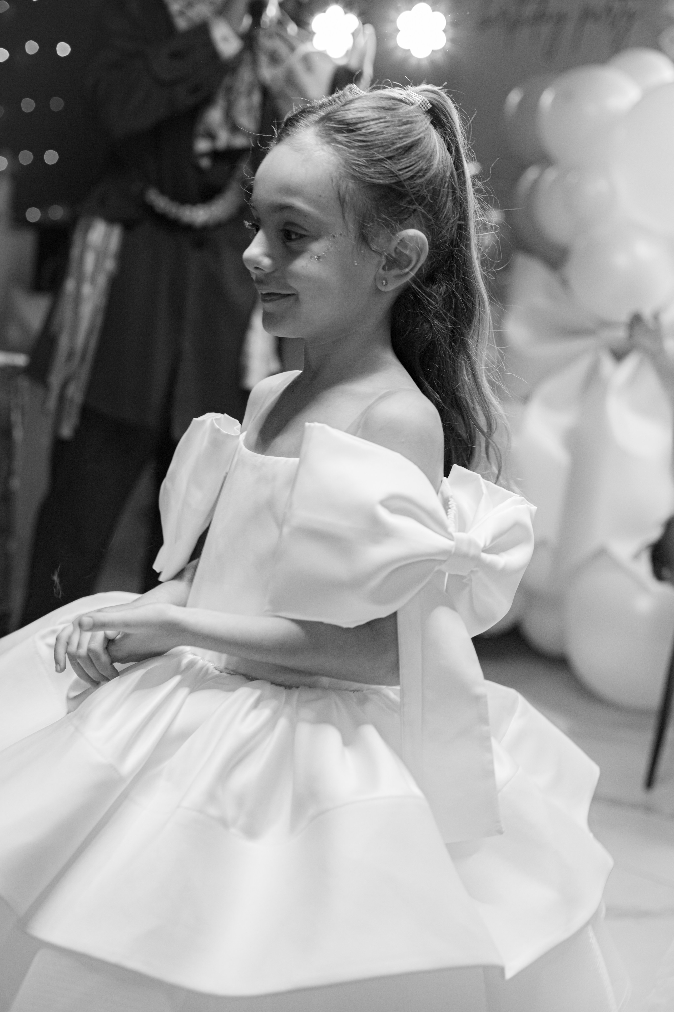 ASIA'S BIRTHDAY PARTY. Photokarish