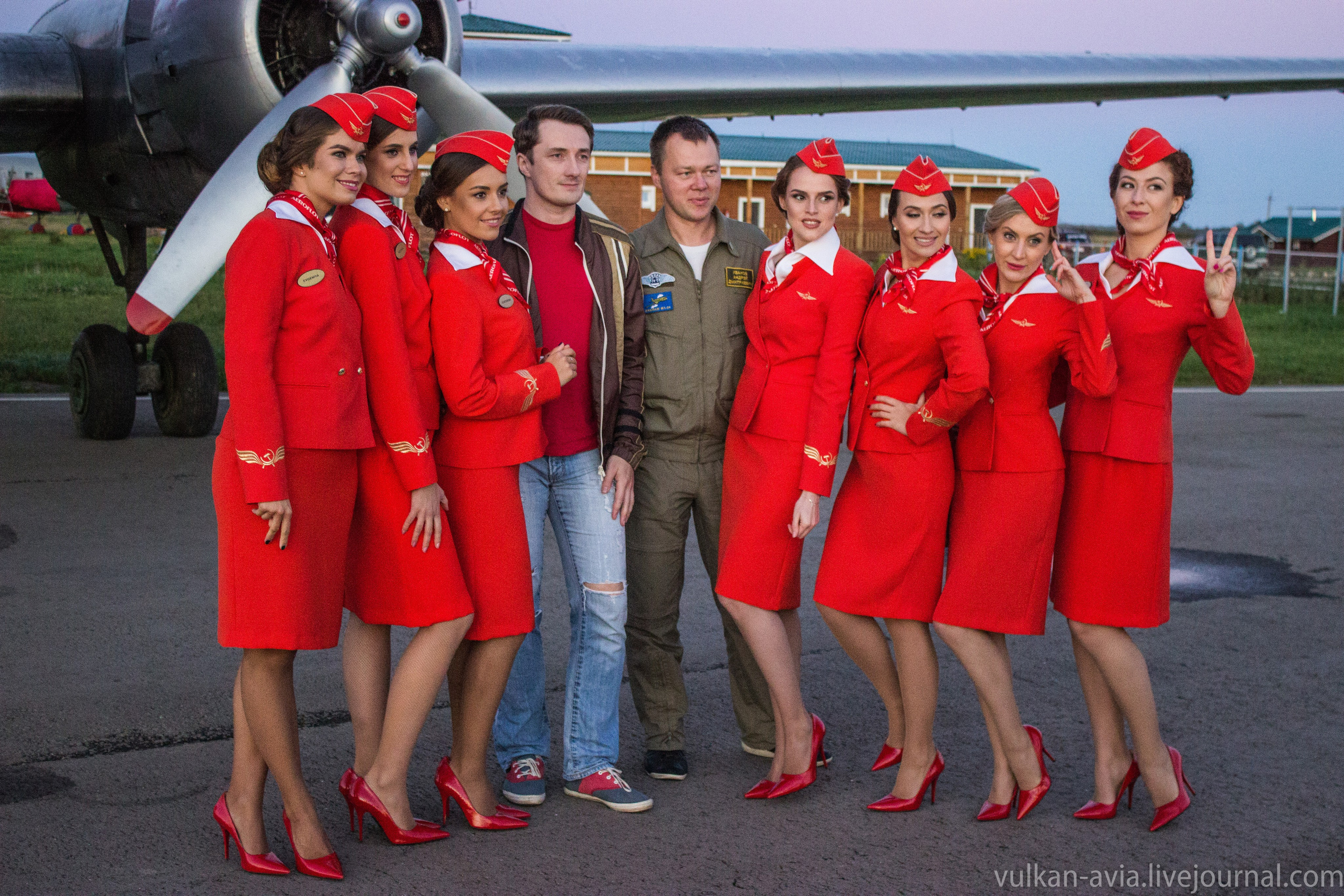 Ил-14Т «Пингвин» в съёмках клипа группы «Сопрано» (2015 г.). Авиационная техника для кино, рекламы и фотосессий