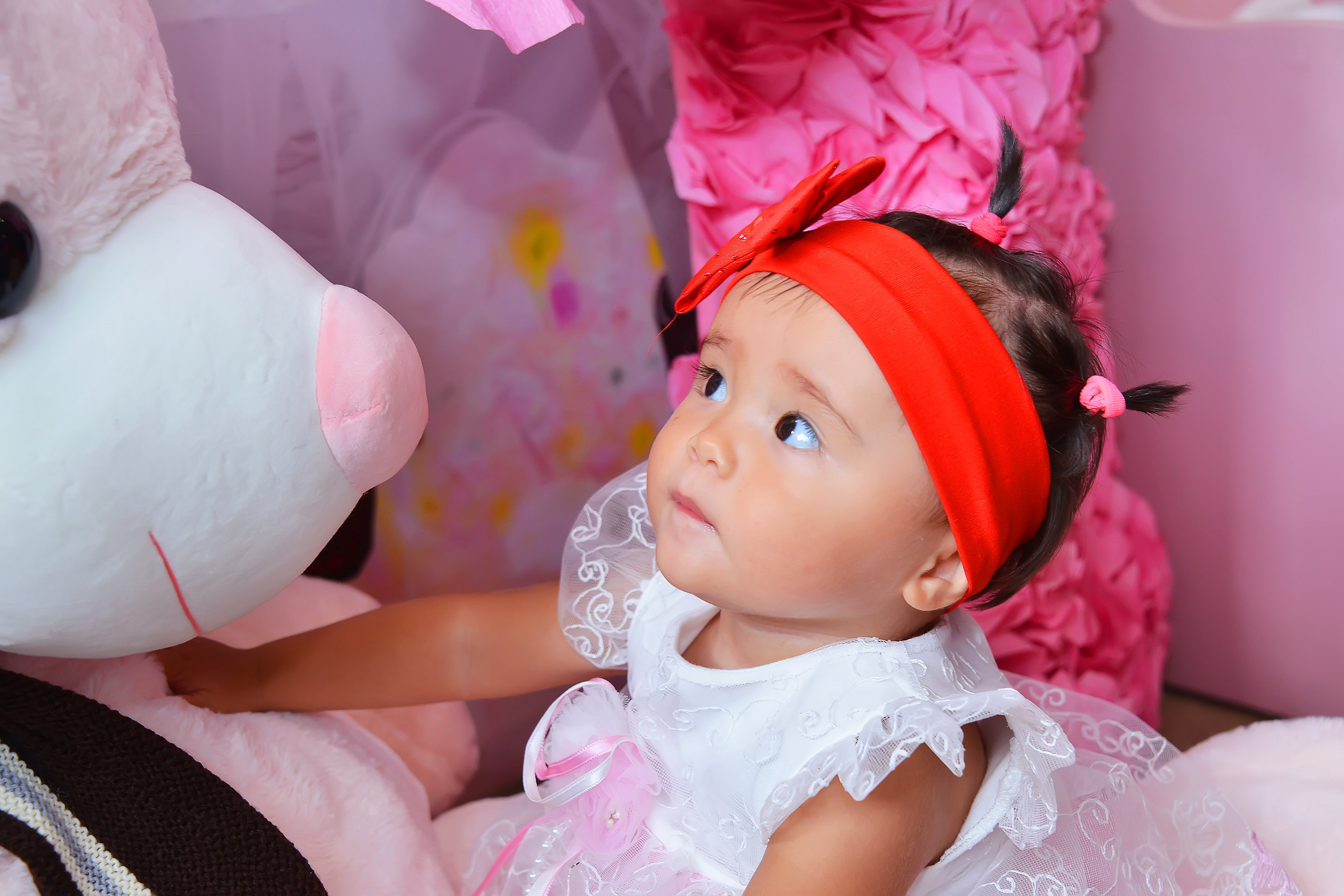 Дети-5 (Адель-1годик). Фотосъёмка. Фотограф Сергей Авдеев-семейный и детский фотограф в Алматы