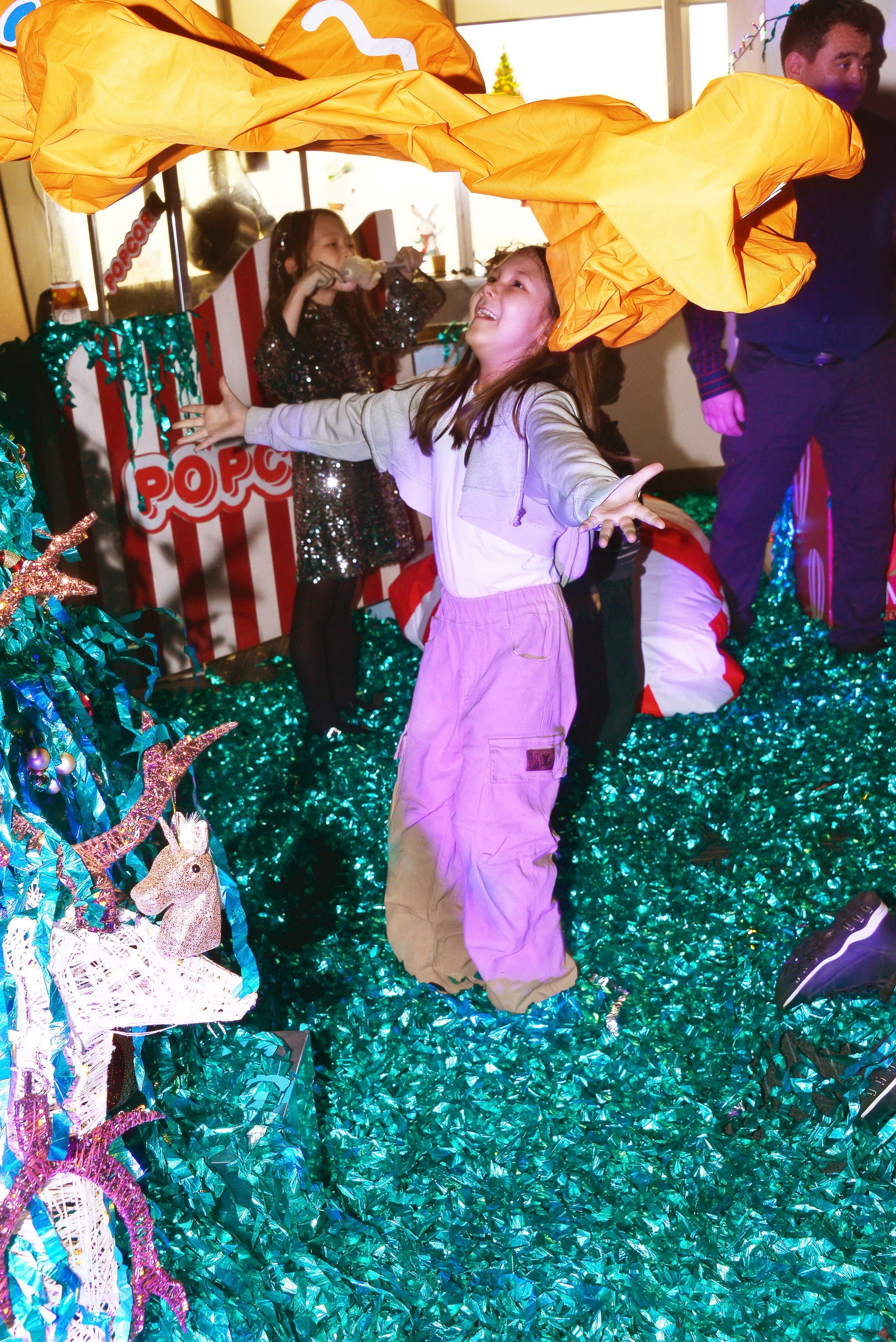 Новый год. Фотосъёмка. Фотограф Сергей Авдеев-семейный и детский фотограф в Алматы