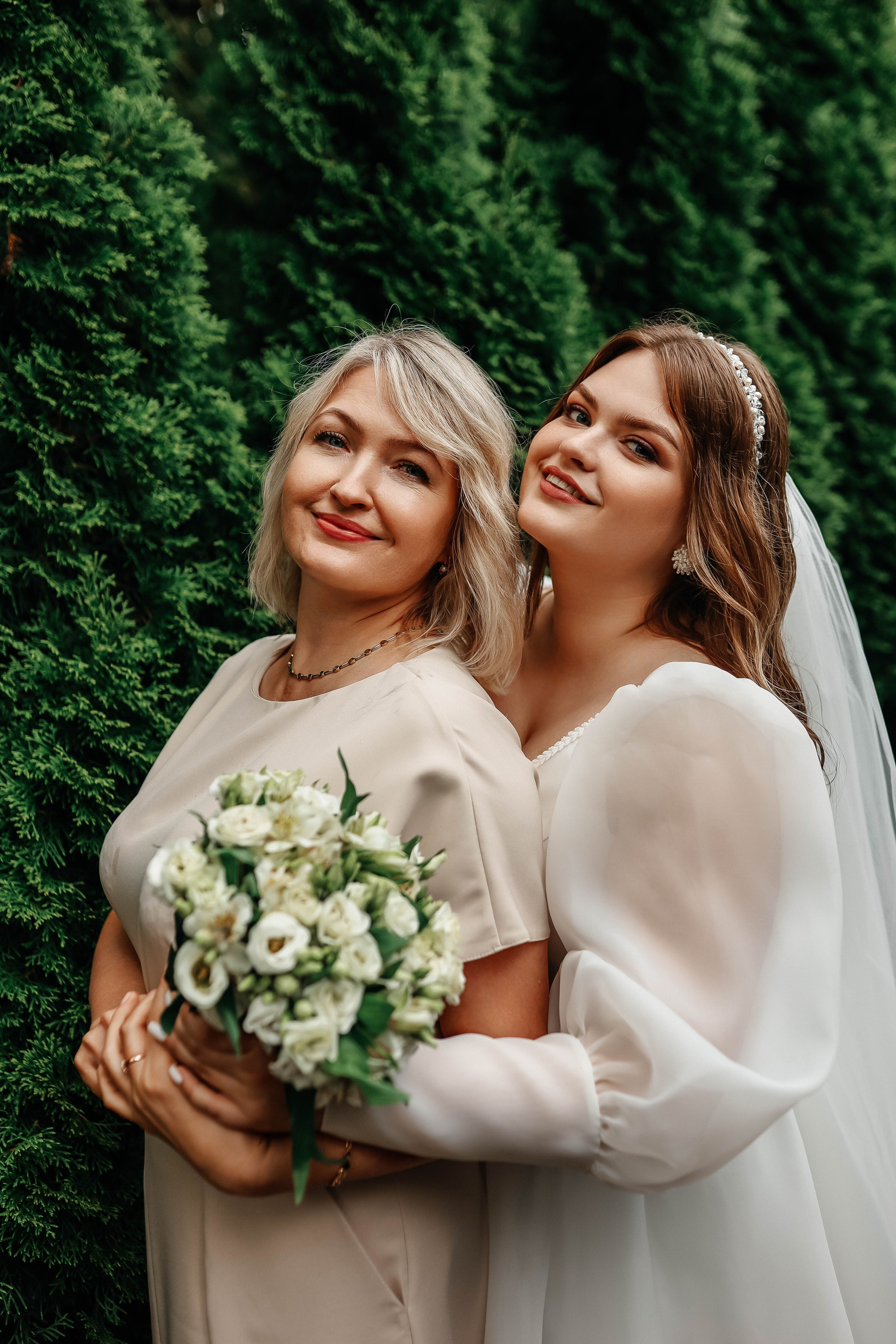 Свадебная фотосессия ВДНХ. Свадебный и семейный фотограф в Москве