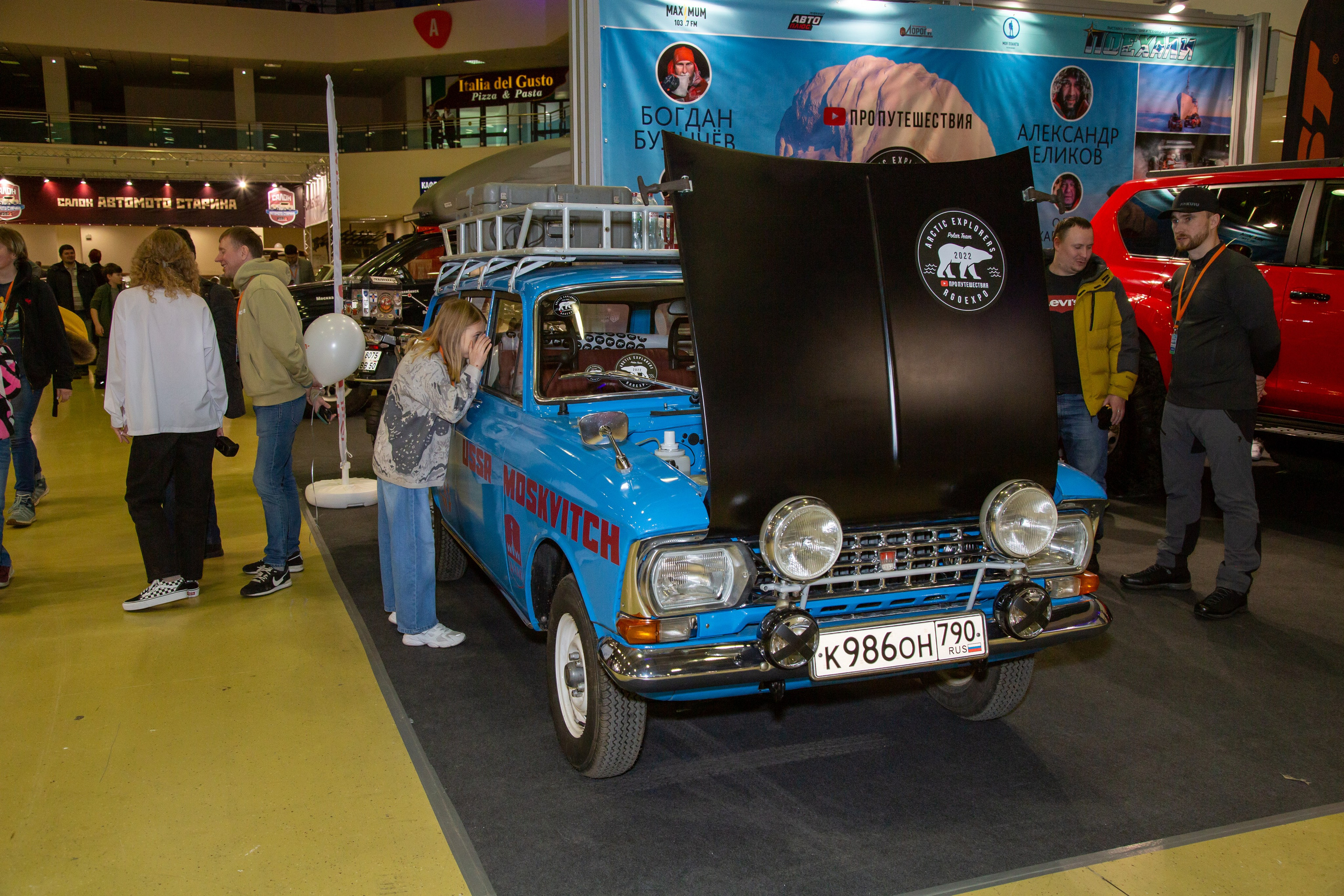 Фотопрогулка по выставке Поехали 2022. «Студия DRONAVT`s» — видеосъёмка и фотография г. Москва