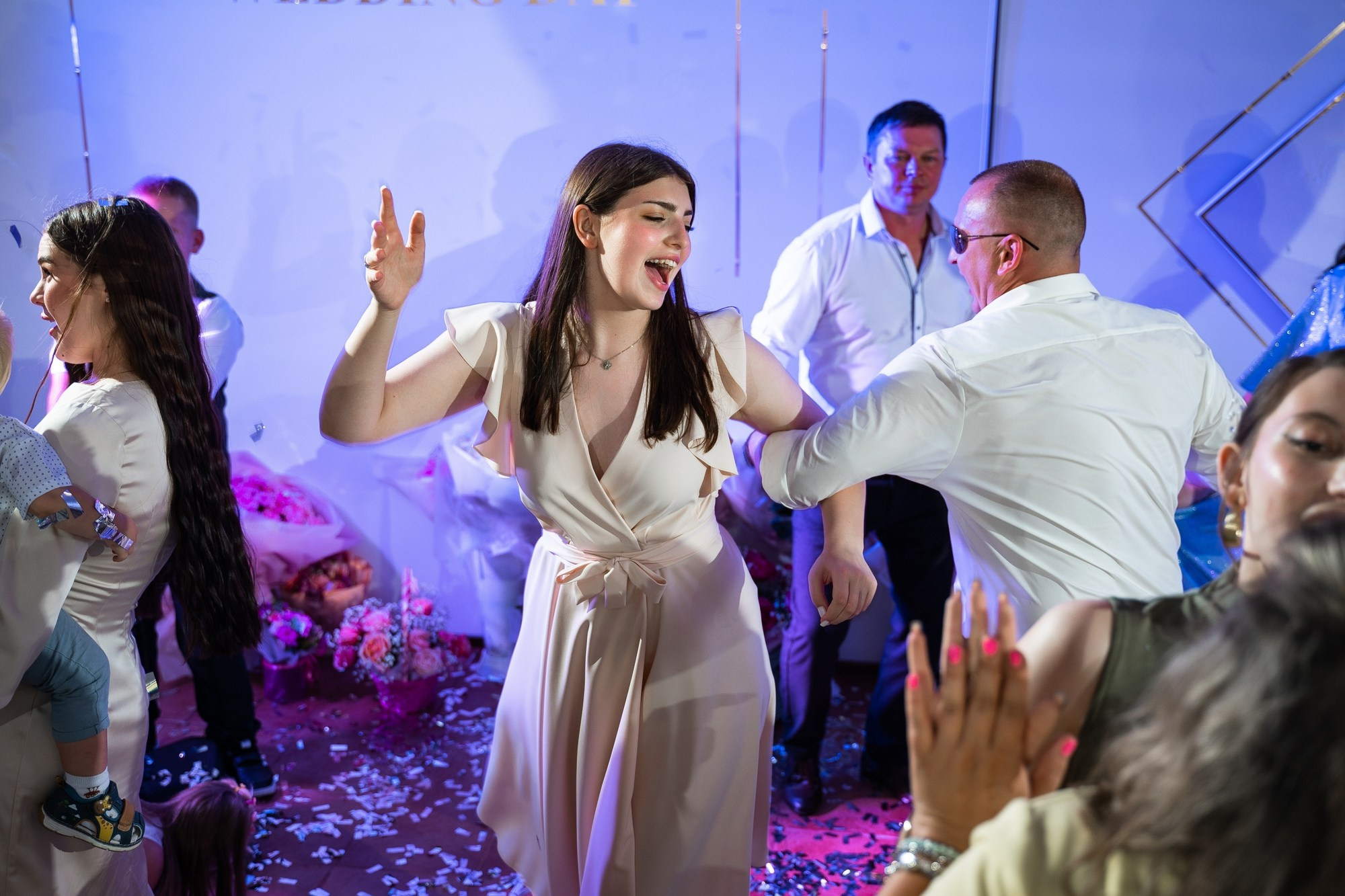 Свадебный день Александра и Эки. Свадебный и семейный фотограф в Омске Мормулев Михаил