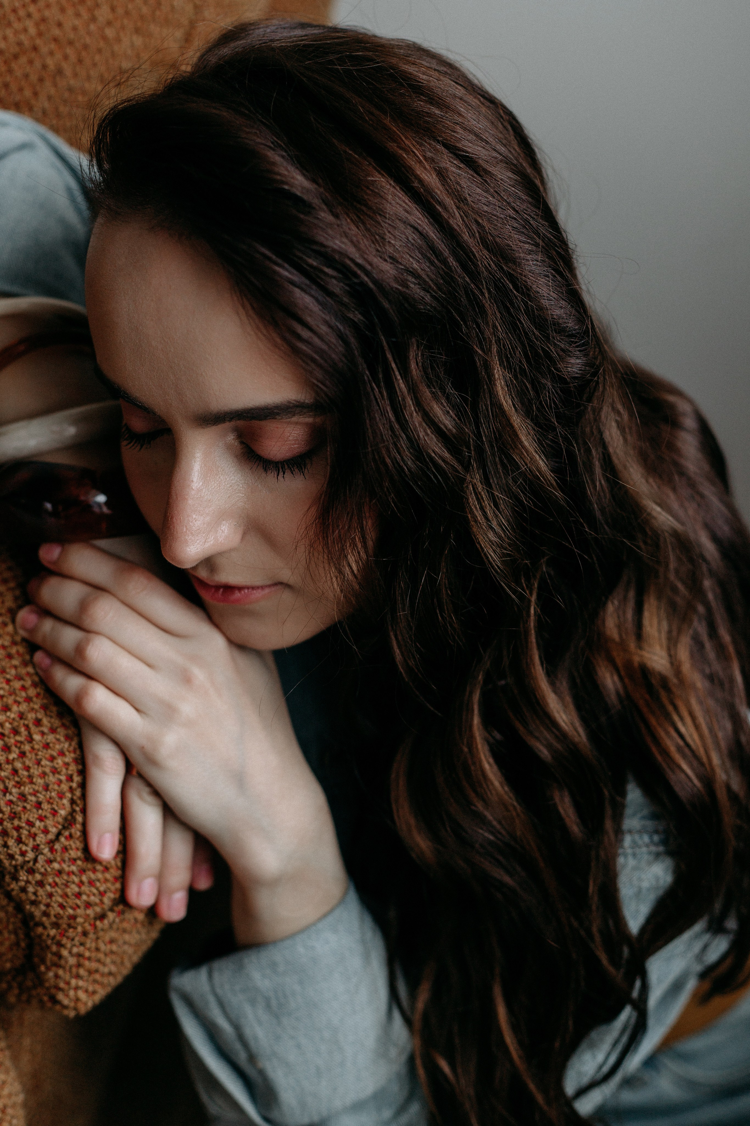 Александра. Главная