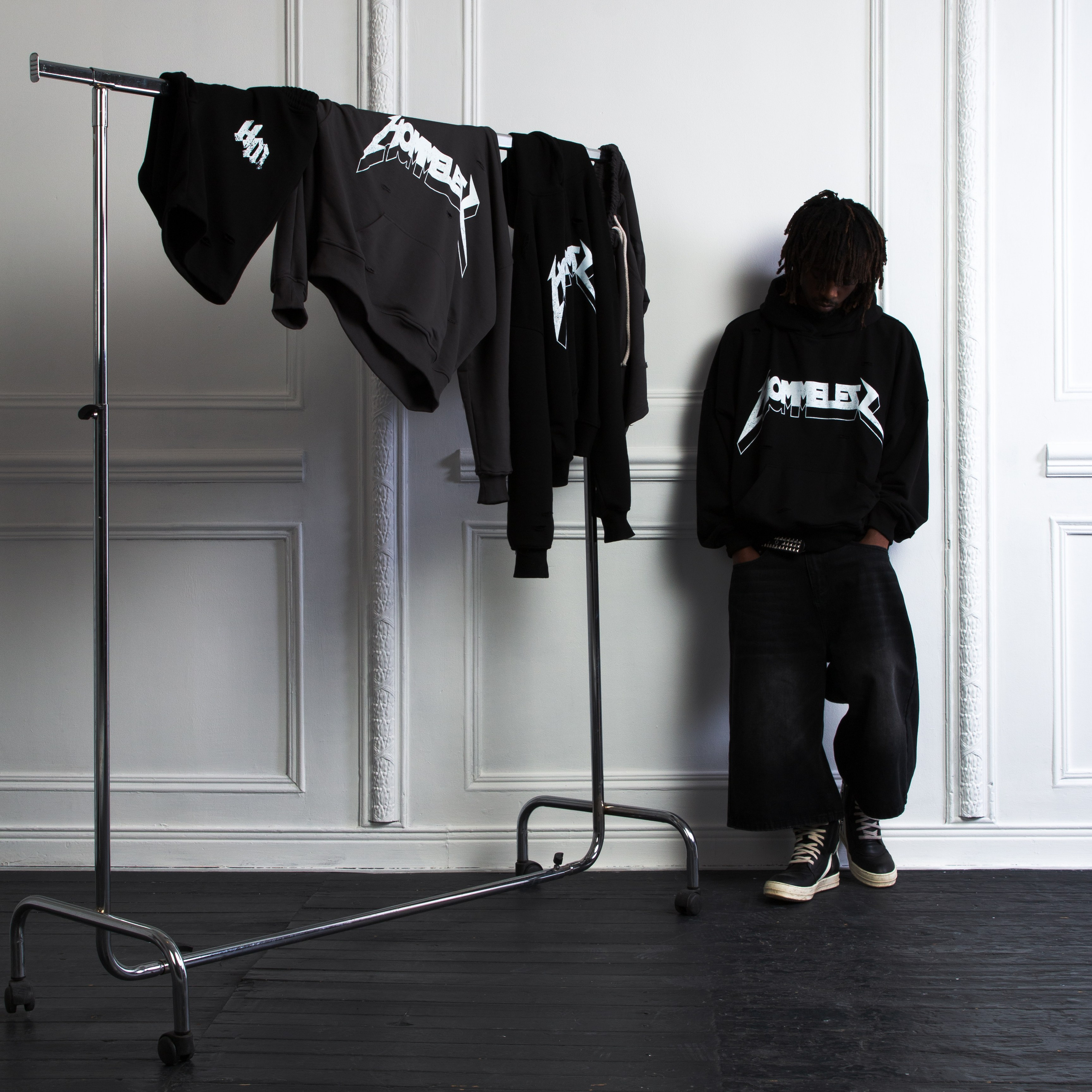 AURA: HMMLS Metallica — фотосессия для бренда | EMBOD