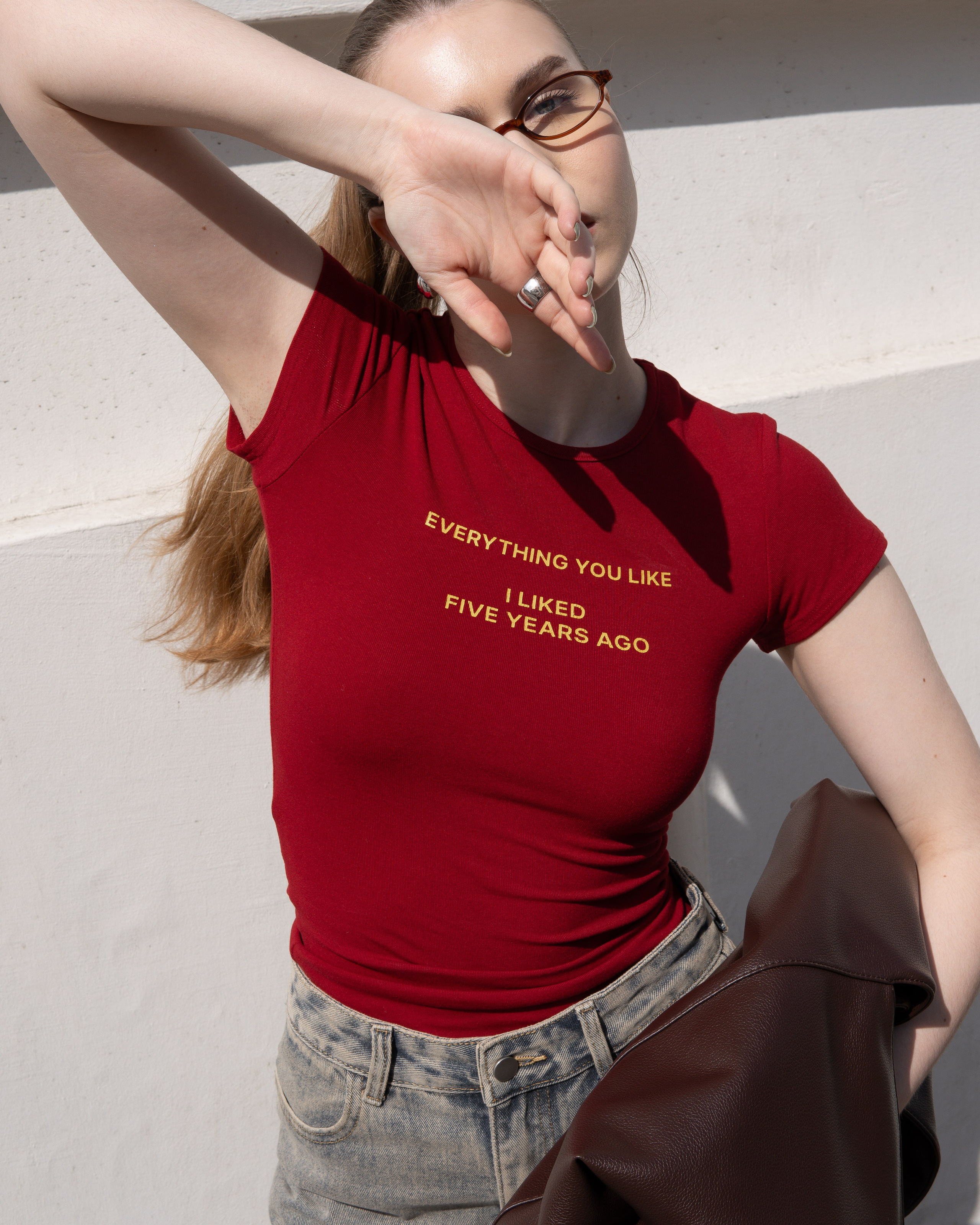 Red ballet shoes. Frojul