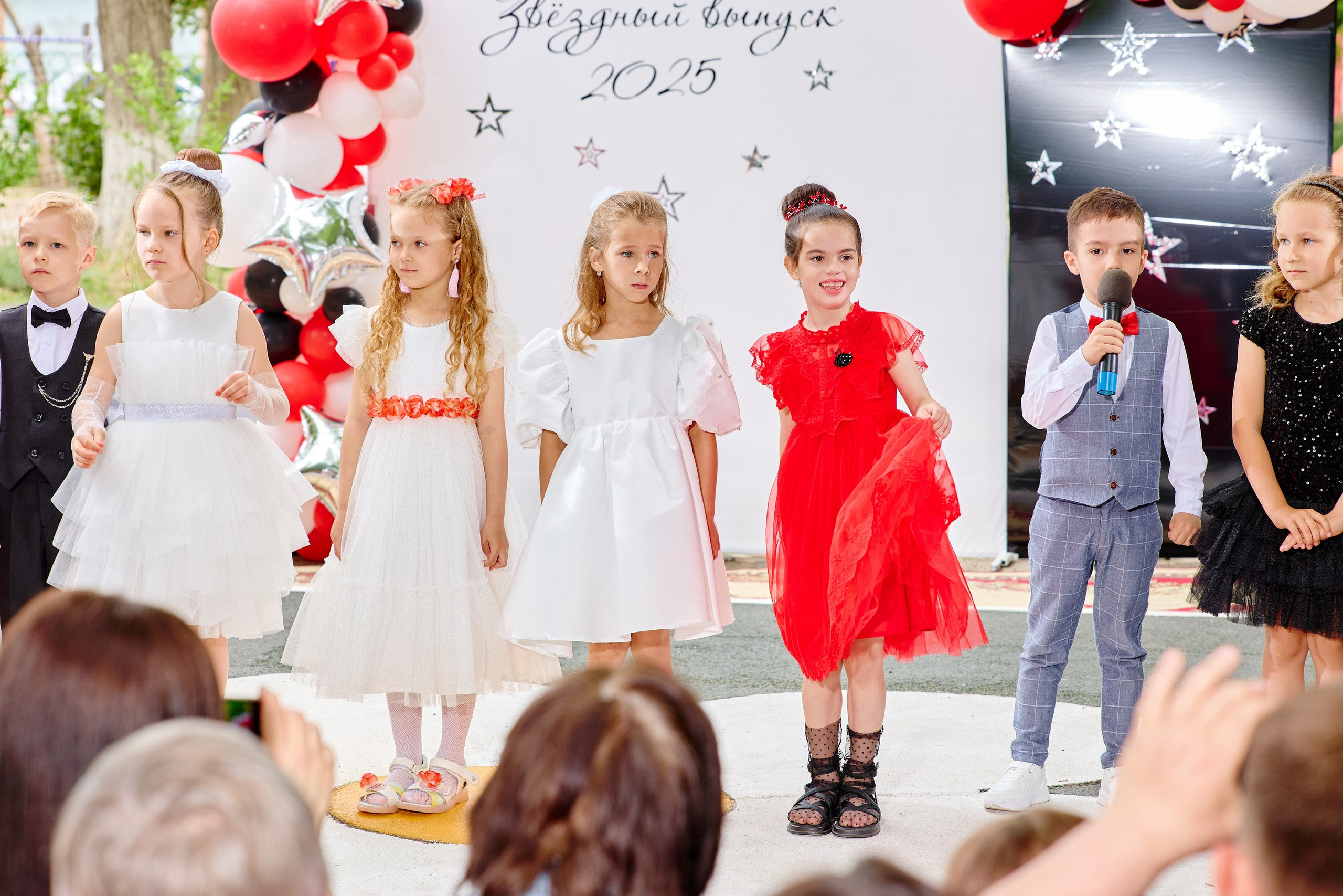 Выпускной 45 сад. Фотограф Выпускные альбомы Таганрог Сергей Коробченко