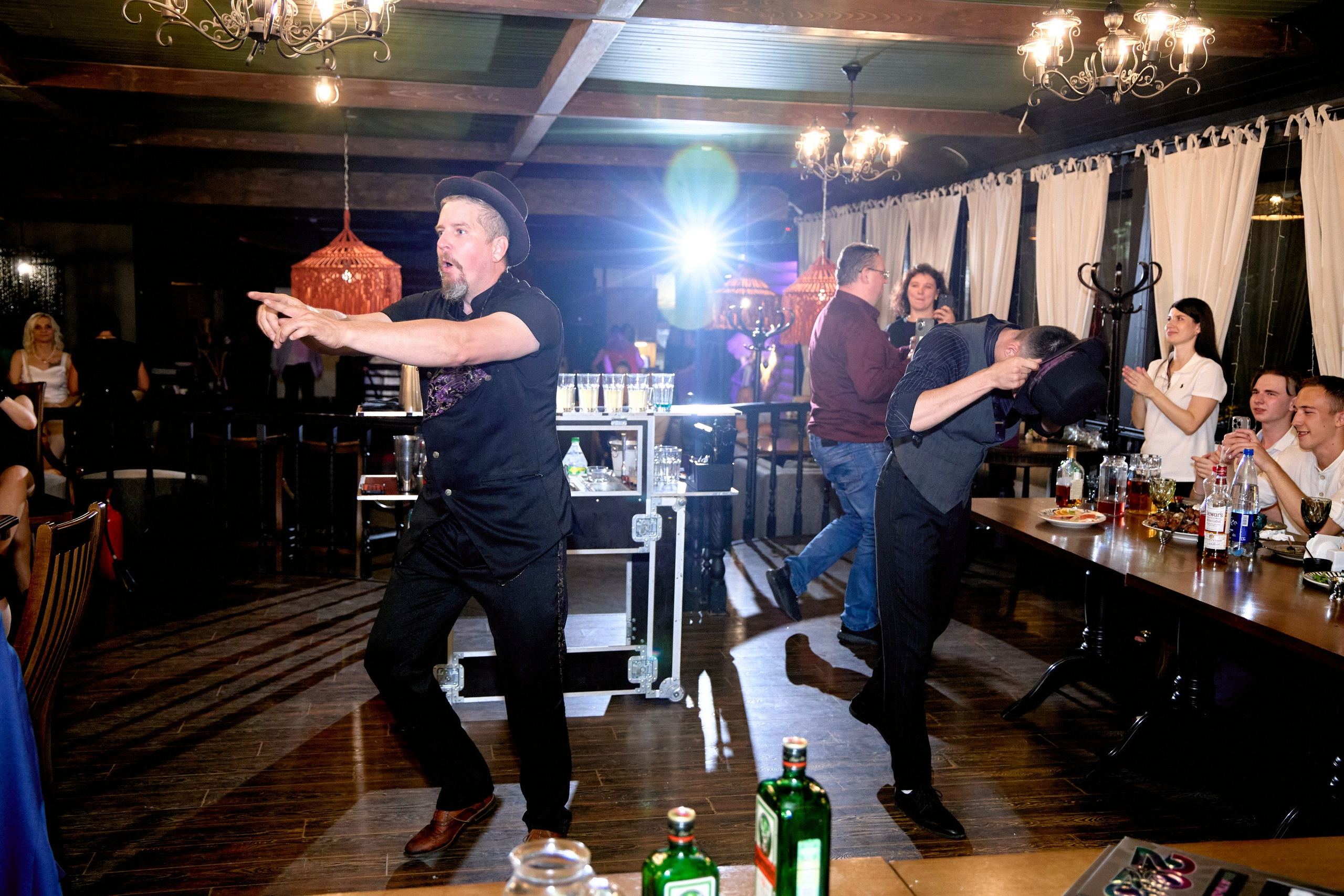 Выпускной 35 Сош. Фотограф Выпускные альбомы Таганрог Сергей Коробченко