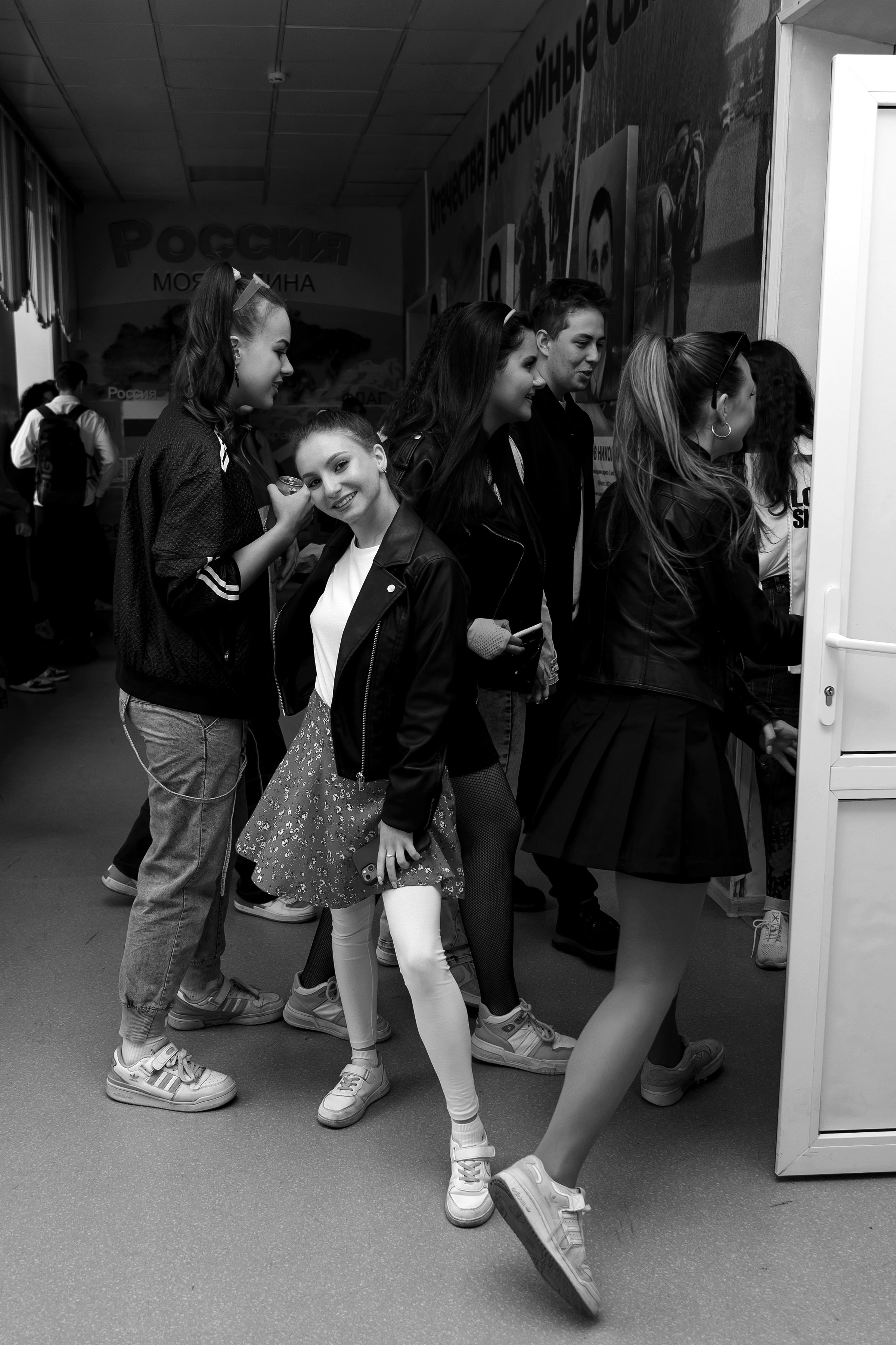 11 класс день не послушания в школе. Фотограф Любовь Корниенко, Примоский край