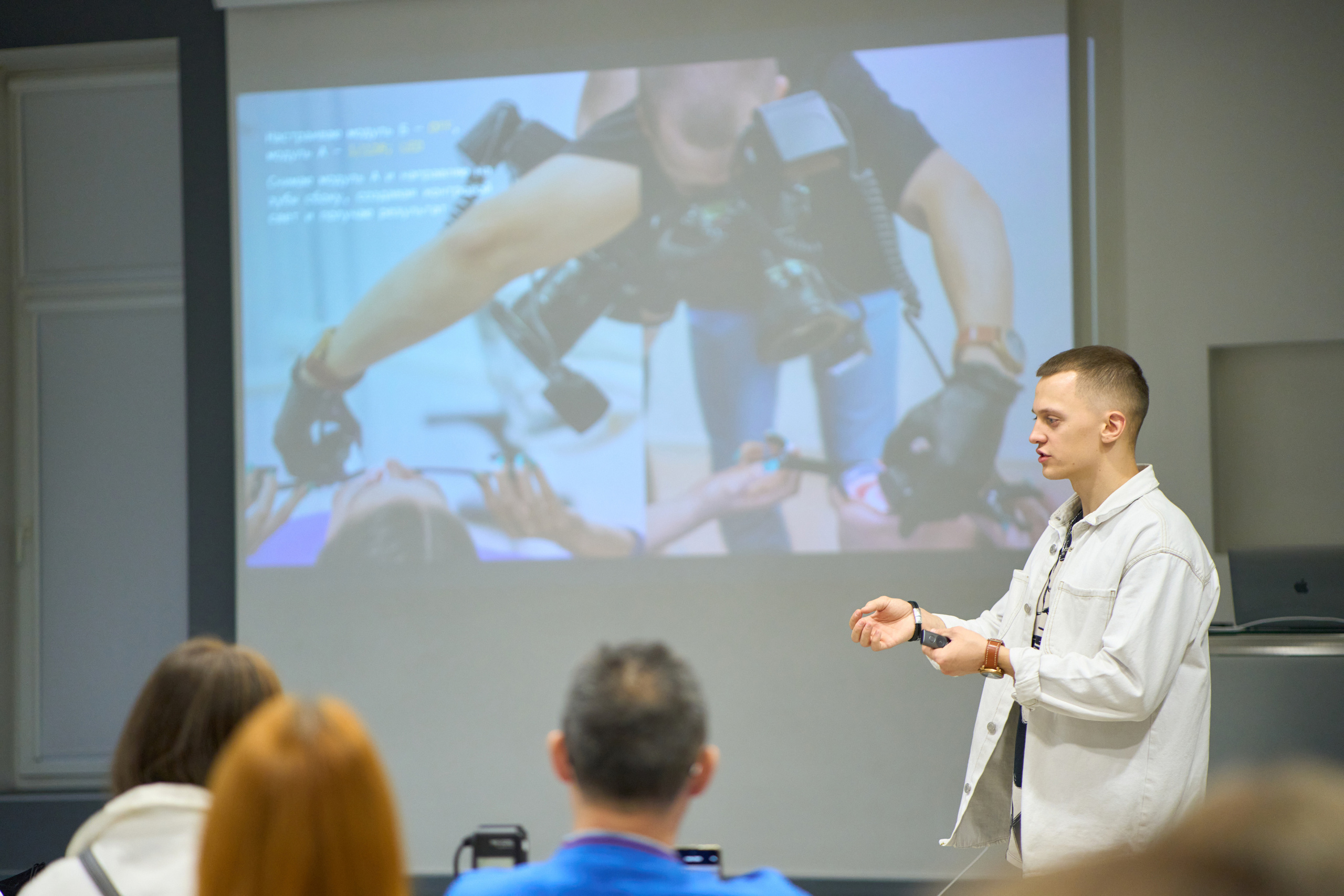 «Дентальная фотография PRO» / Contact / Красноярск. Онлайн-курс Dental Photo PRO: теория, практика, применение