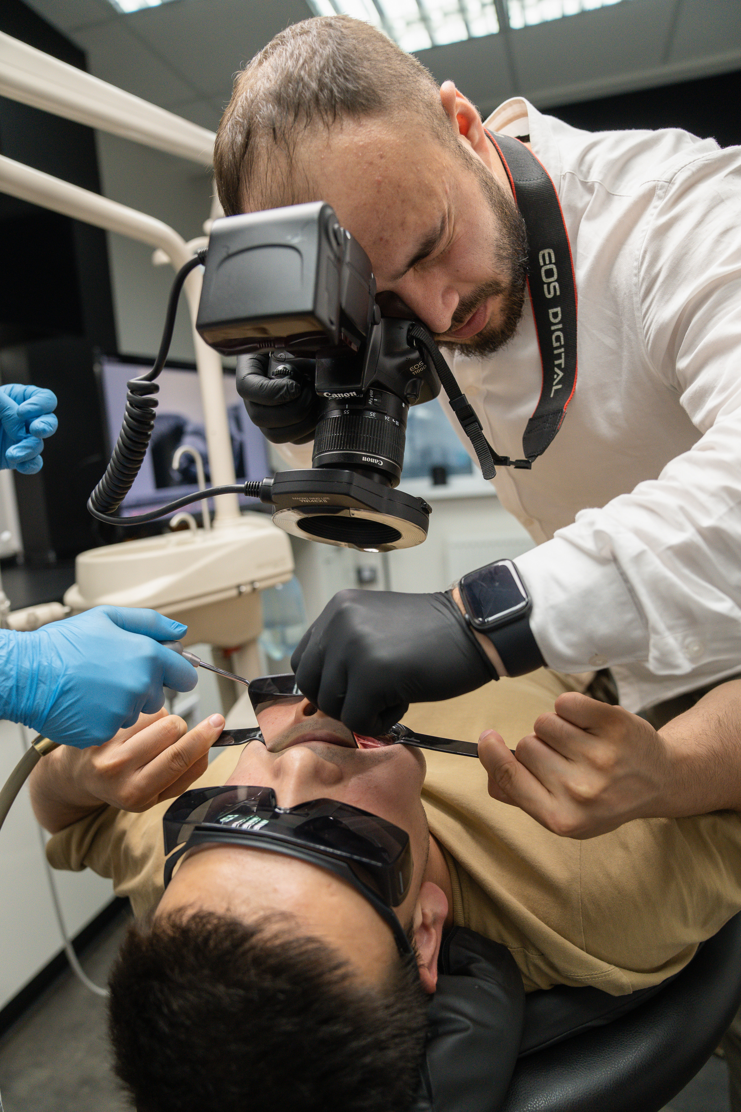 «Основы дентальной фотографии» / Стоматология Доктора Гуфрона / Красноярск 2022. Онлайн-курс Dental Photo PRO: теория, практика, применение