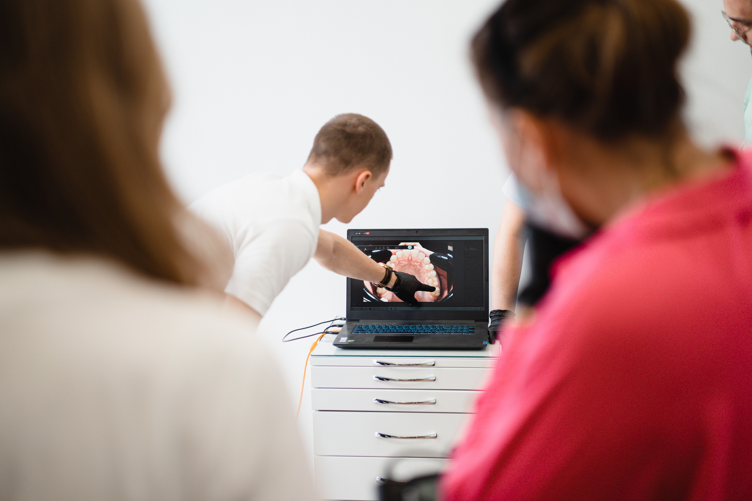 «Дентальная фотография PRO» / Сияние / Красноярск 2021. Онлайн-курс Dental Photo PRO: теория, практика, применение