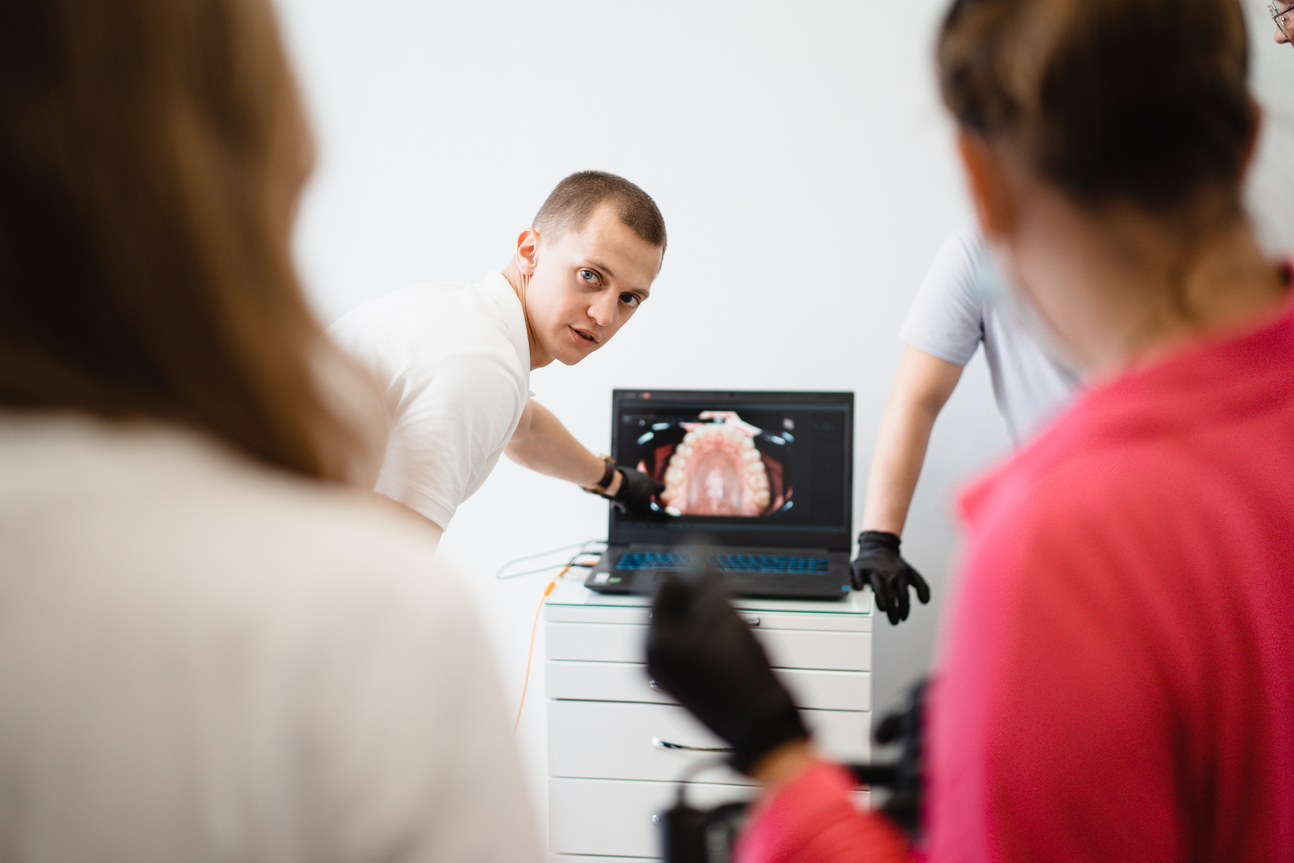 «Дентальная фотография PRO» / Сияние / Красноярск 2021. Онлайн-курс Dental Photo PRO: теория, практика, применение