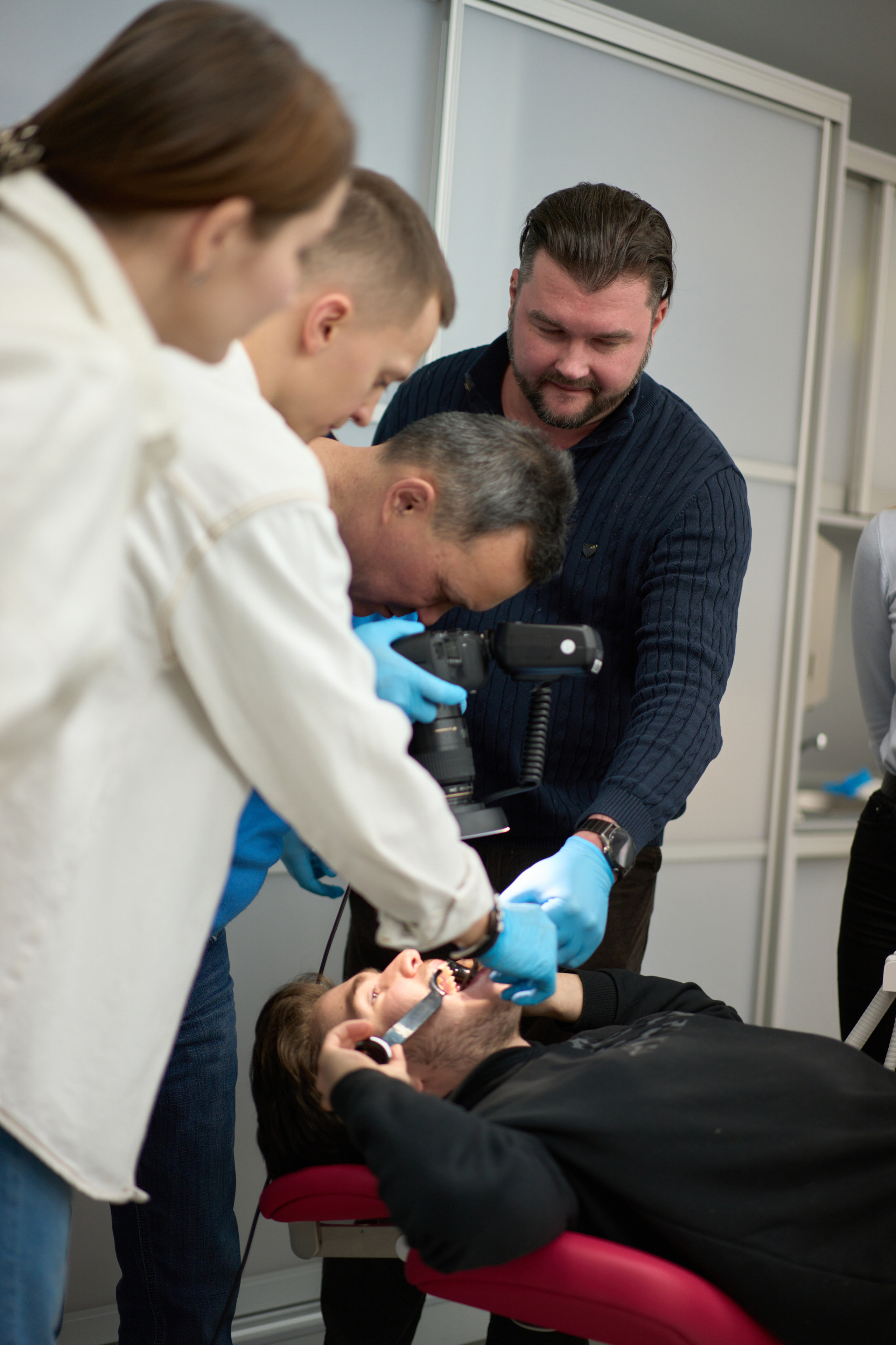 «Дентальная фотография PRO» / Contact / Красноярск. Онлайн-курс Dental Photo PRO: теория, практика, применение