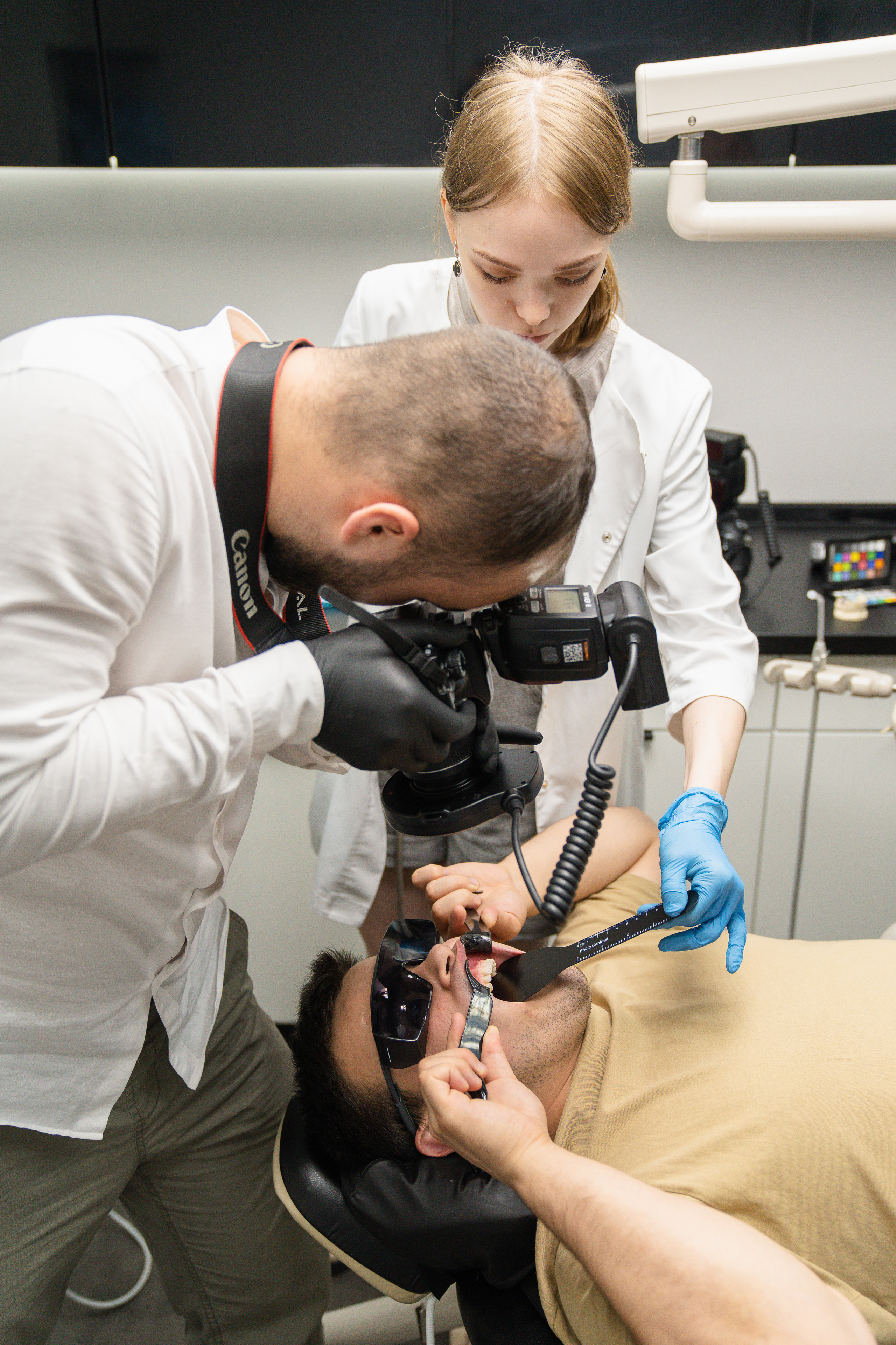 «Основы дентальной фотографии» / Стоматология Доктора Гуфрона / Красноярск 2022. Онлайн-курс Dental Photo PRO: теория, практика, применение