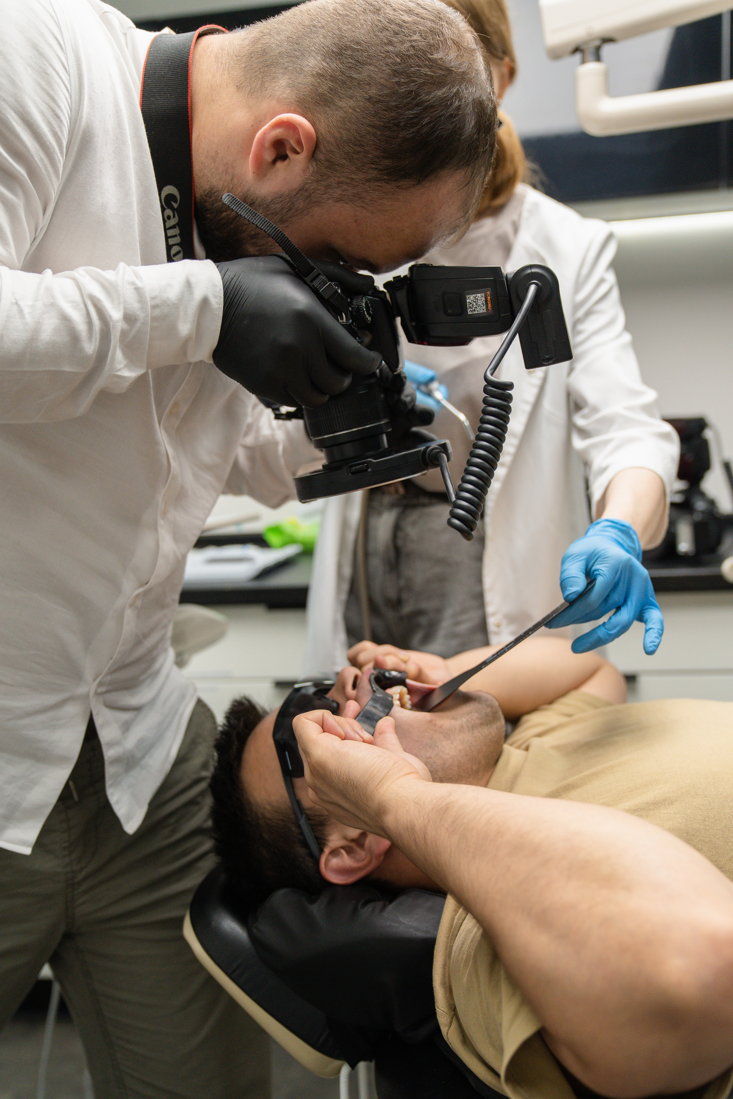 «Основы дентальной фотографии» / Стоматология Доктора Гуфрона / Красноярск 2022. Онлайн-курс Dental Photo PRO: теория, практика, применение