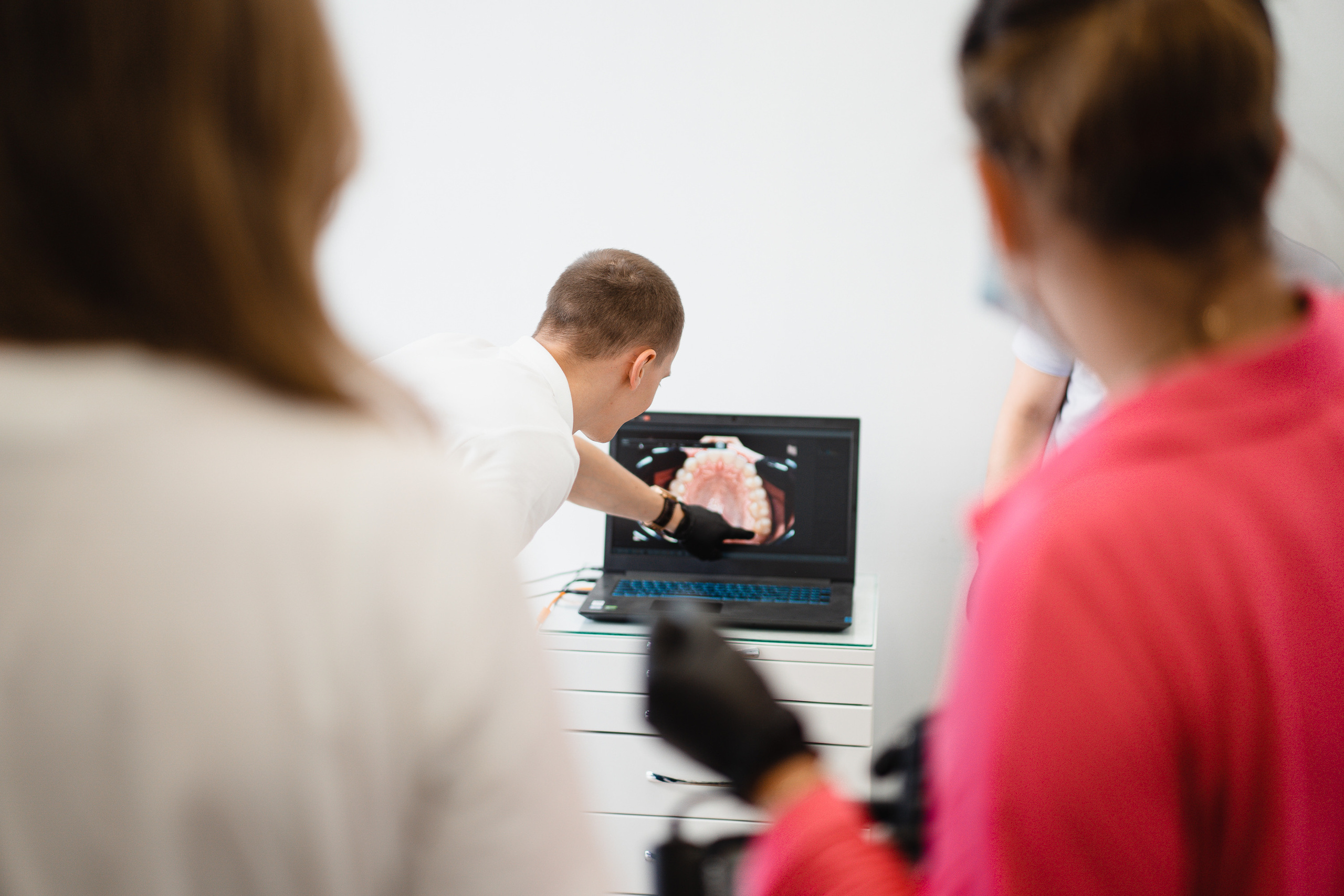 «Дентальная фотография PRO» / Сияние / Красноярск 2021. Онлайн-курс Dental Photo PRO: теория, практика, применение