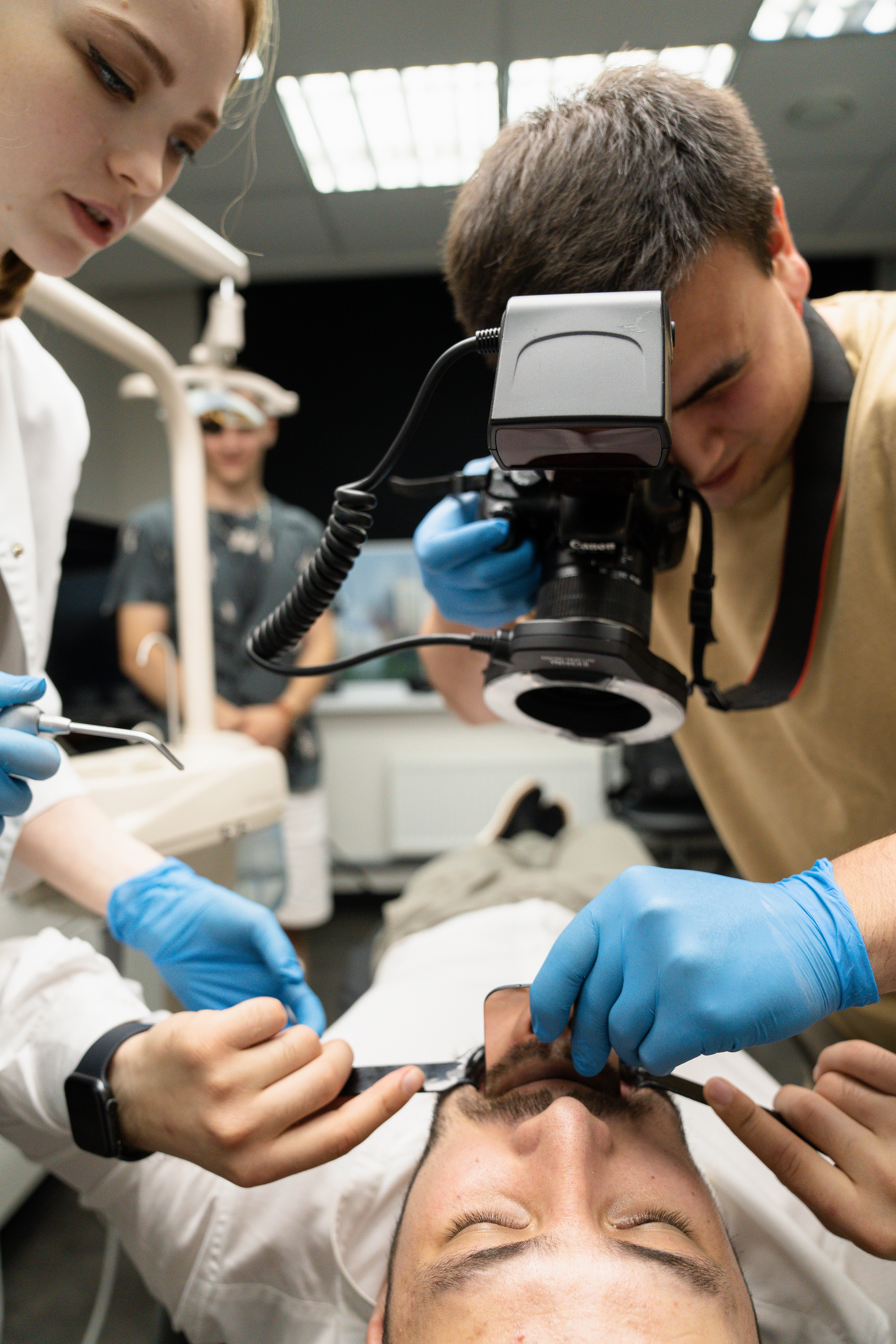 «Основы дентальной фотографии» / Стоматология Доктора Гуфрона / Красноярск 2022. Онлайн-курс Dental Photo PRO: теория, практика, применение