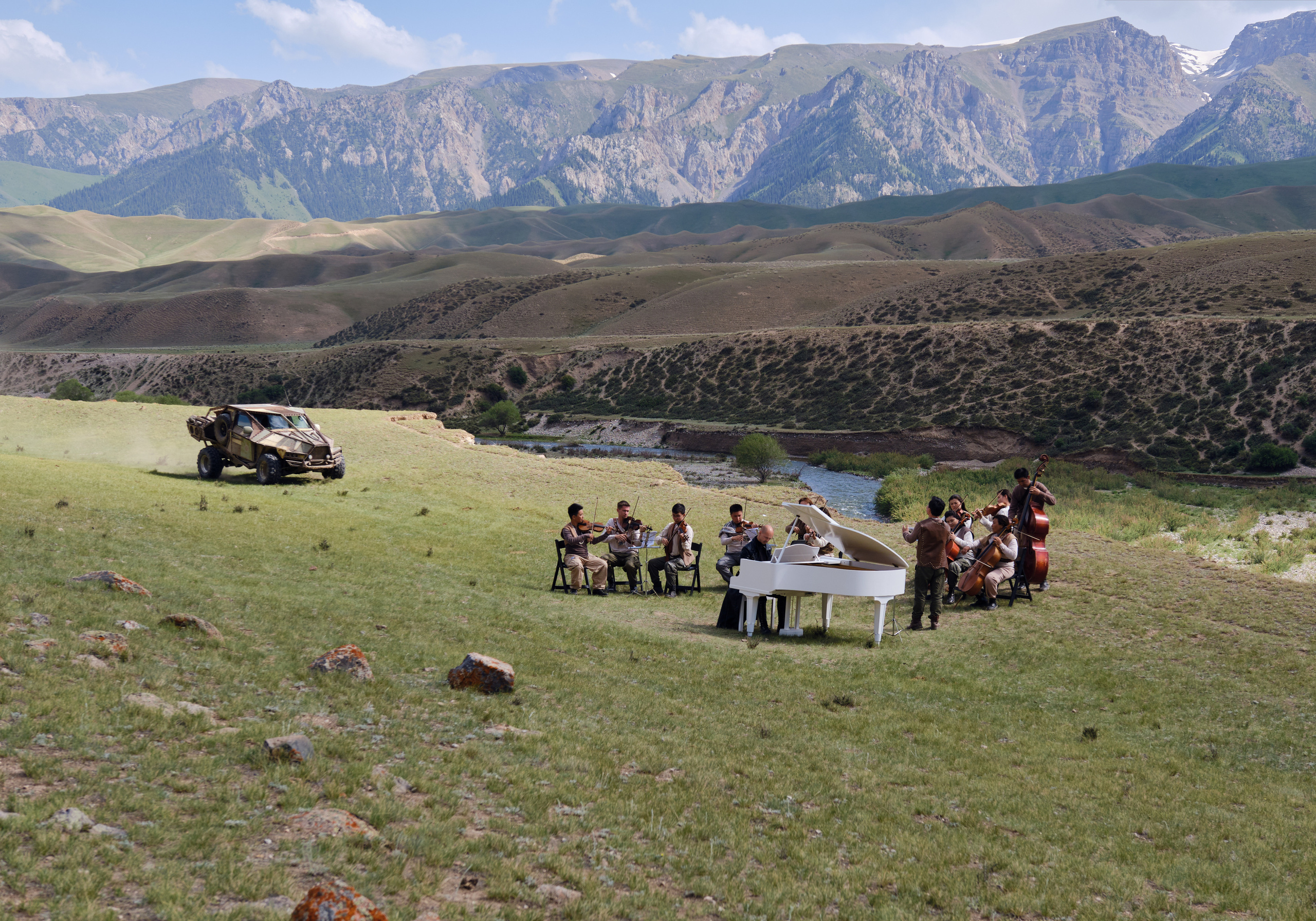 Оркестр в горах Кыргызстана. Коммерческий, репортажный фотограф в Москве Лейла Мару