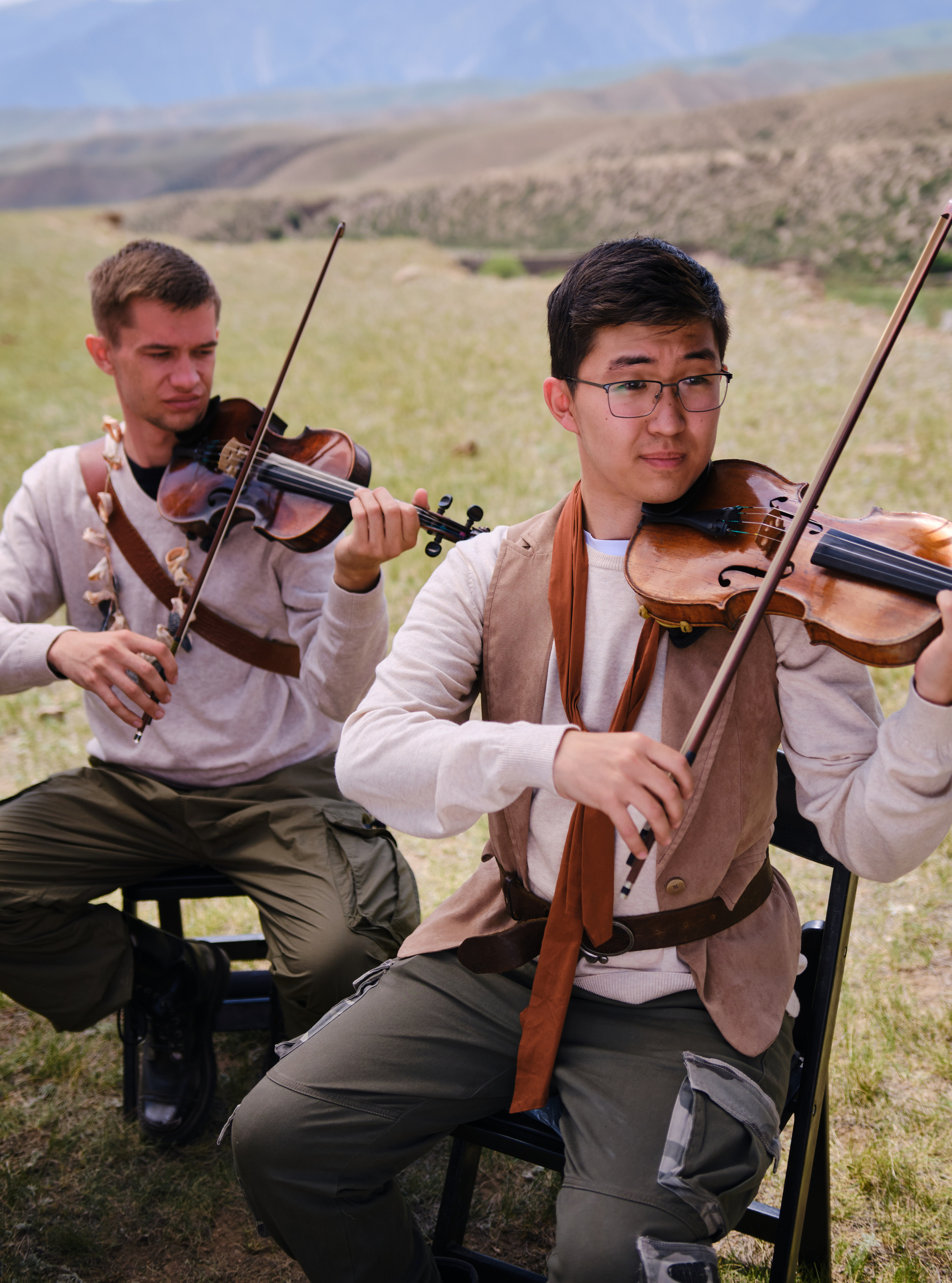 Оркестр в горах Кыргызстана. Коммерческий, репортажный фотограф в Москве Лейла Мару
