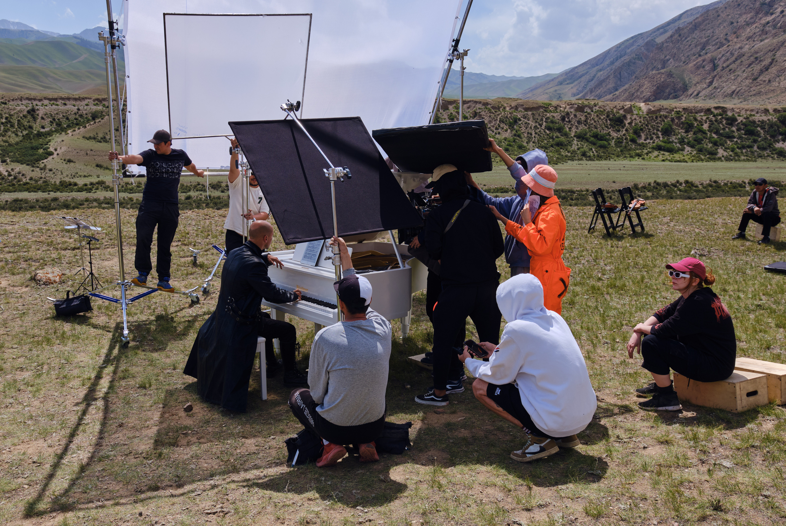 Оркестр в горах Кыргызстана. Коммерческий, репортажный фотограф в Москве Лейла Мару