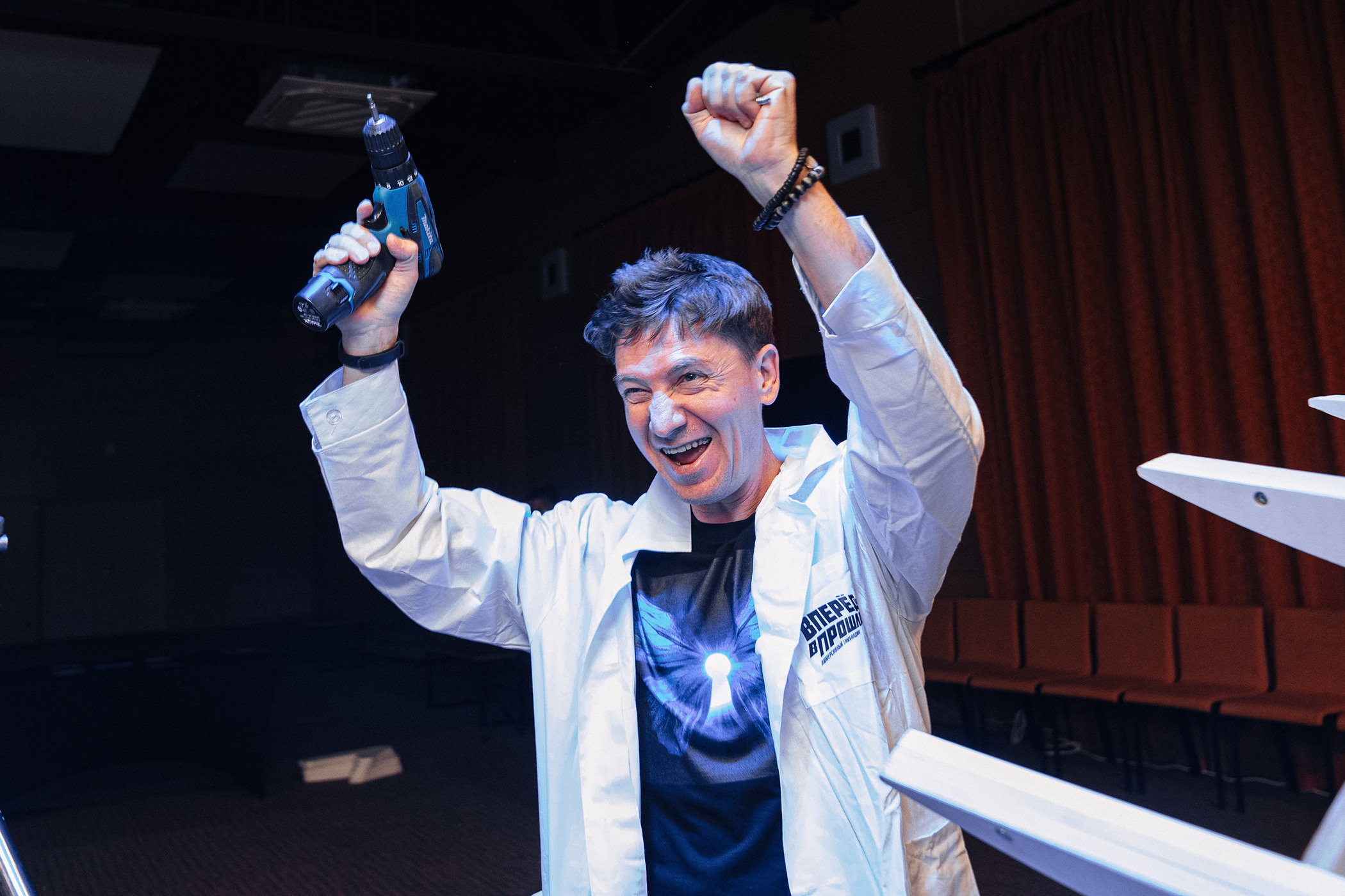 AstraZeneca — Лаборатория Джобса. Студия коммерческой фотографии в Москве и области