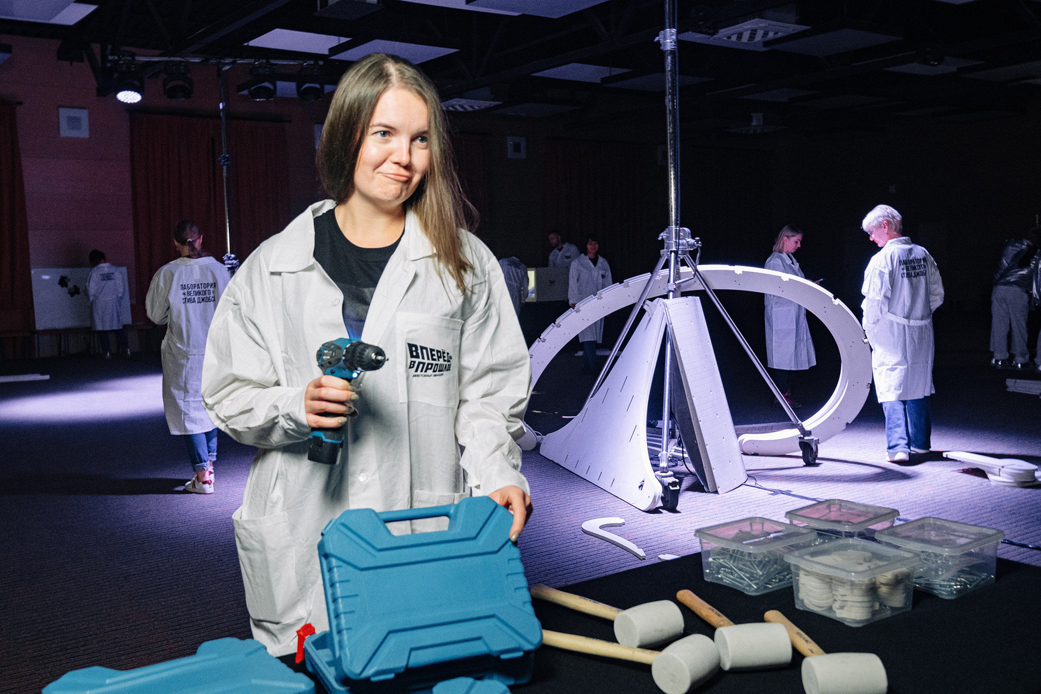 AstraZeneca — Лаборатория Джобса. Студия коммерческой фотографии в Москве и области